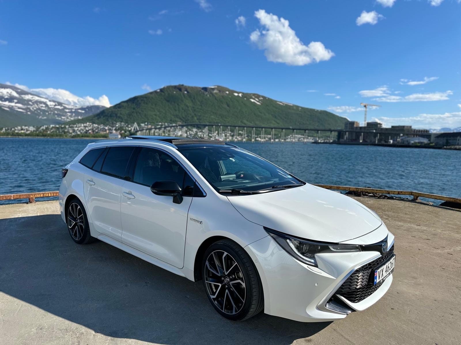Toyota Corolla Touring Sports Dynamic Hybrid met Airco