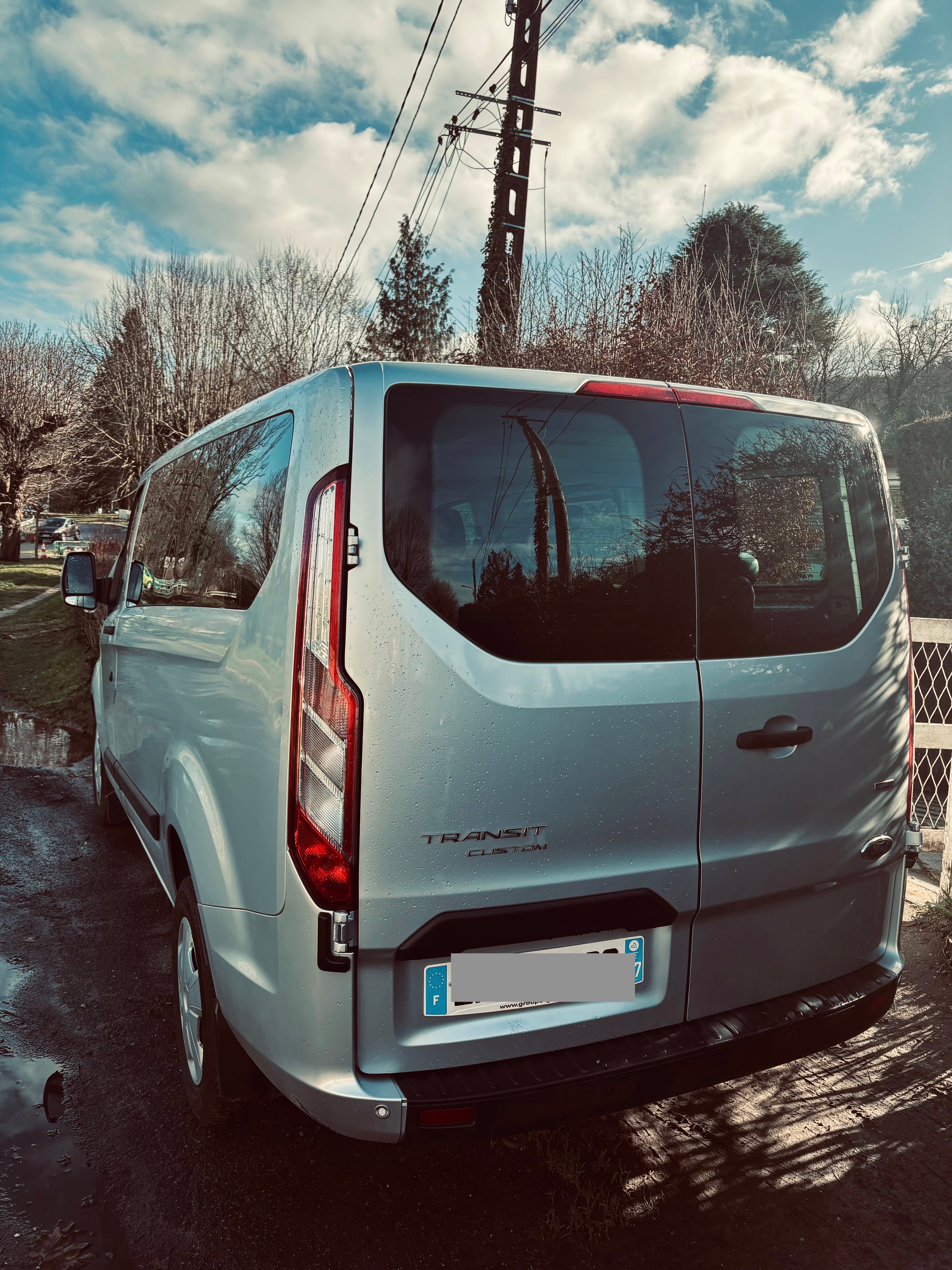 Ford Transit Custom Kombi avec GPS