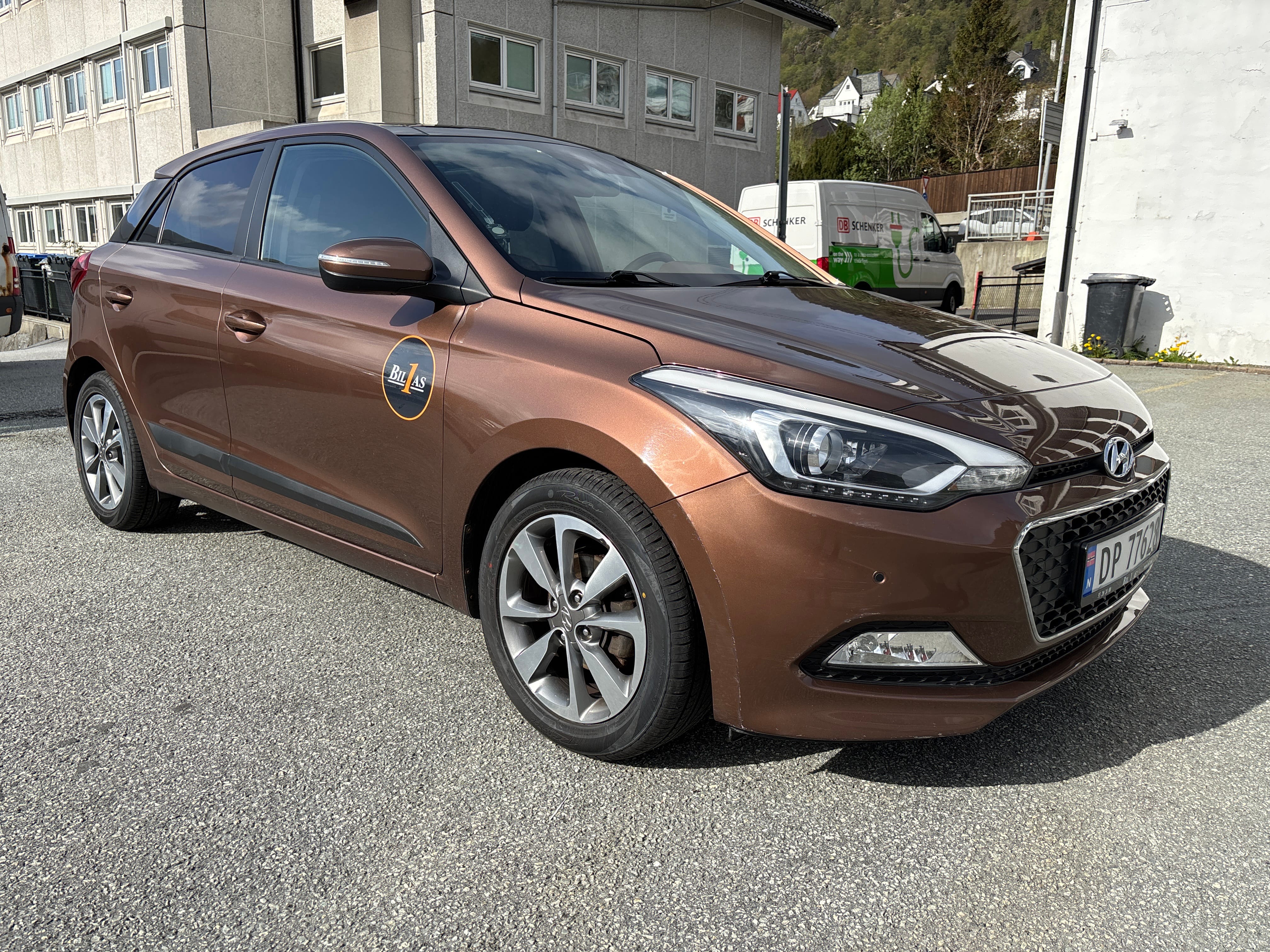 Hyundai i20 Brun 5 seter, 2015, Blyfri 95