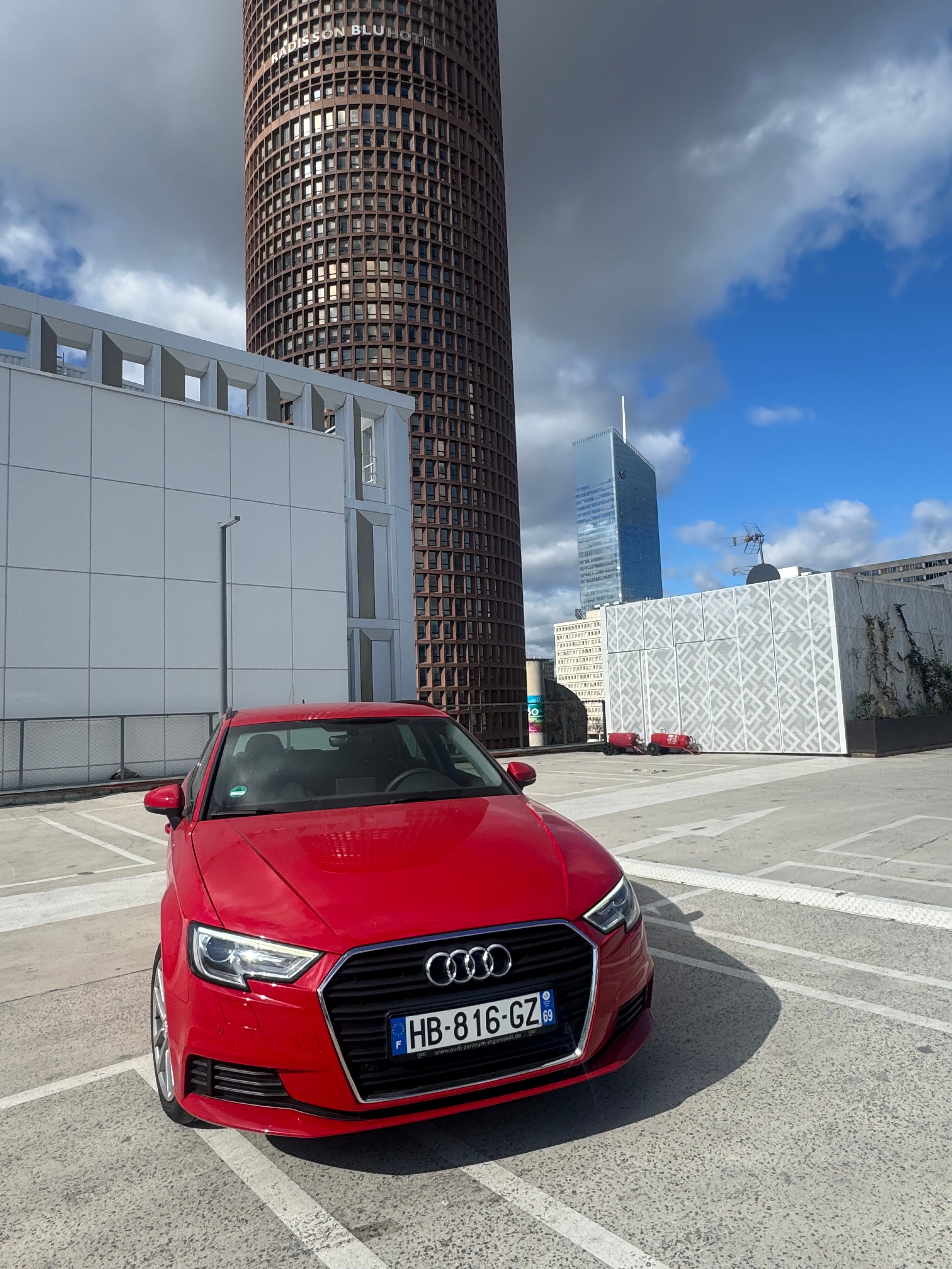 Audi A3, 2019, Essence 95, Automatik