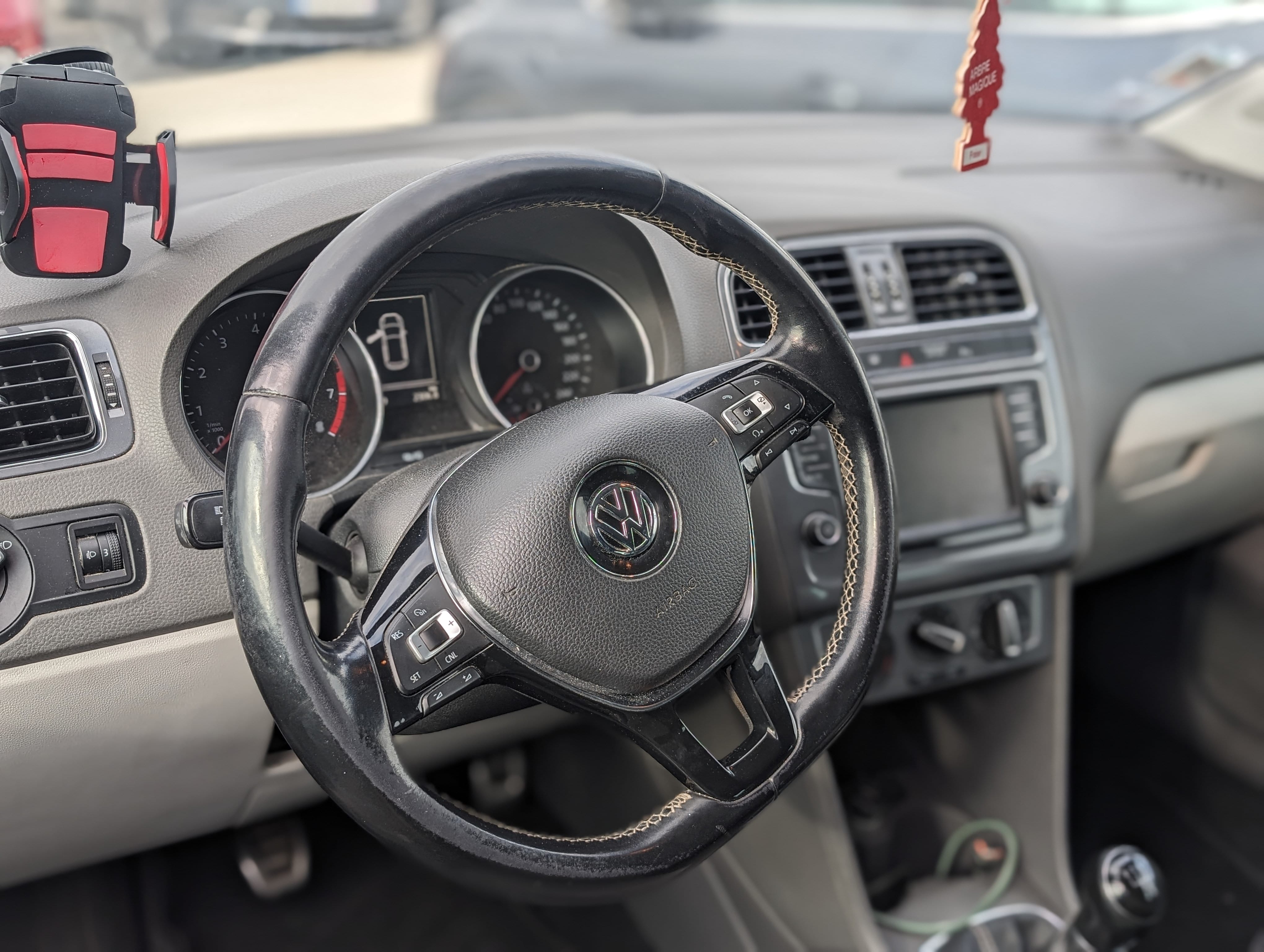 Volkswagen Polo avec Siège bébé