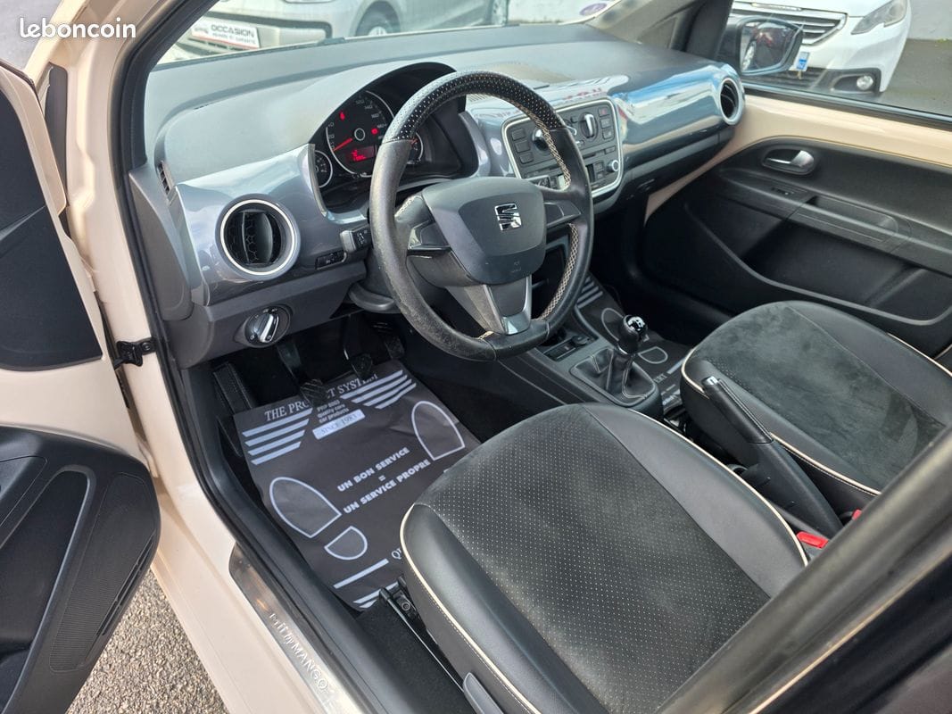 Seat Mii avec Autoradio