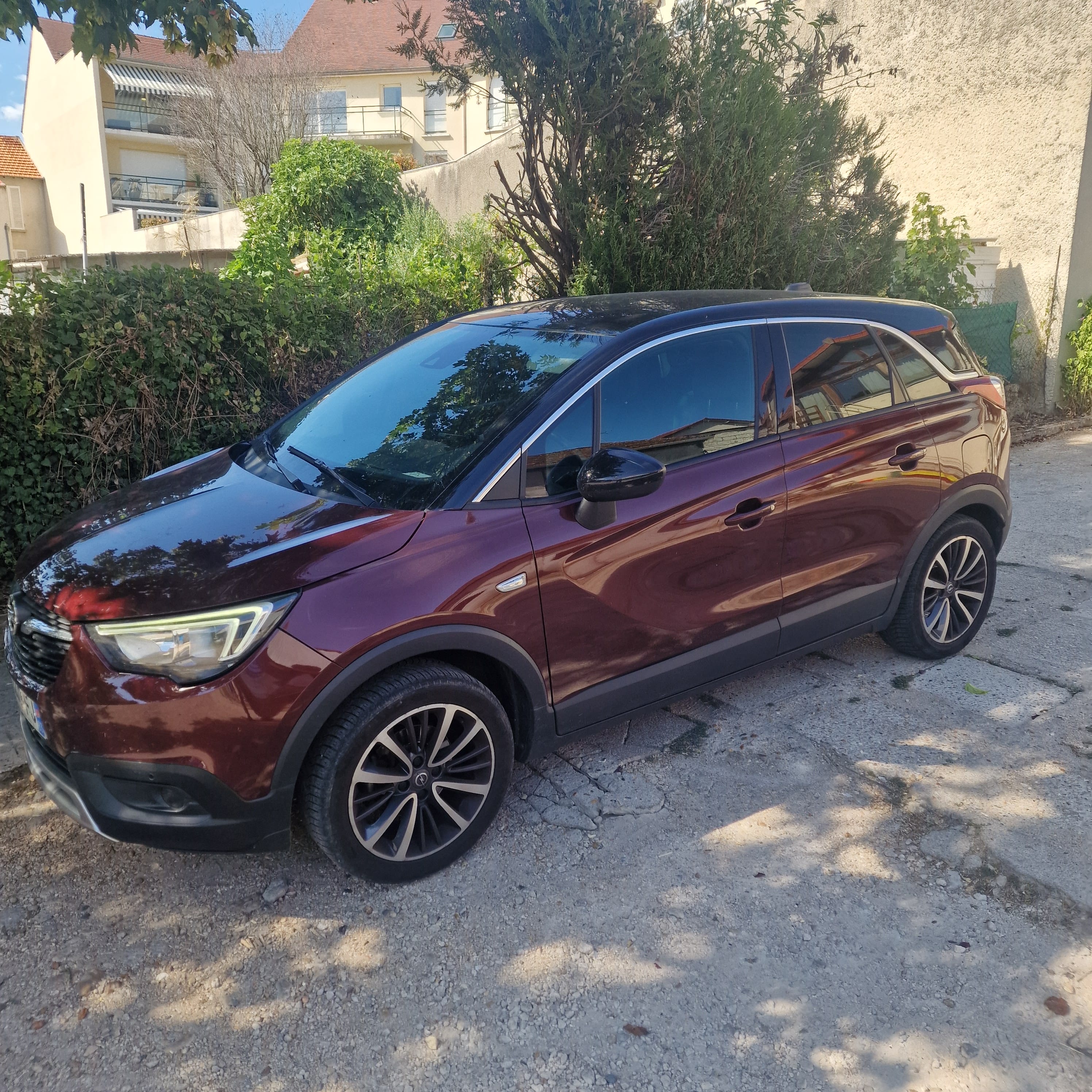 Opel Crossland 1.2 essence, 2018, Essence 98