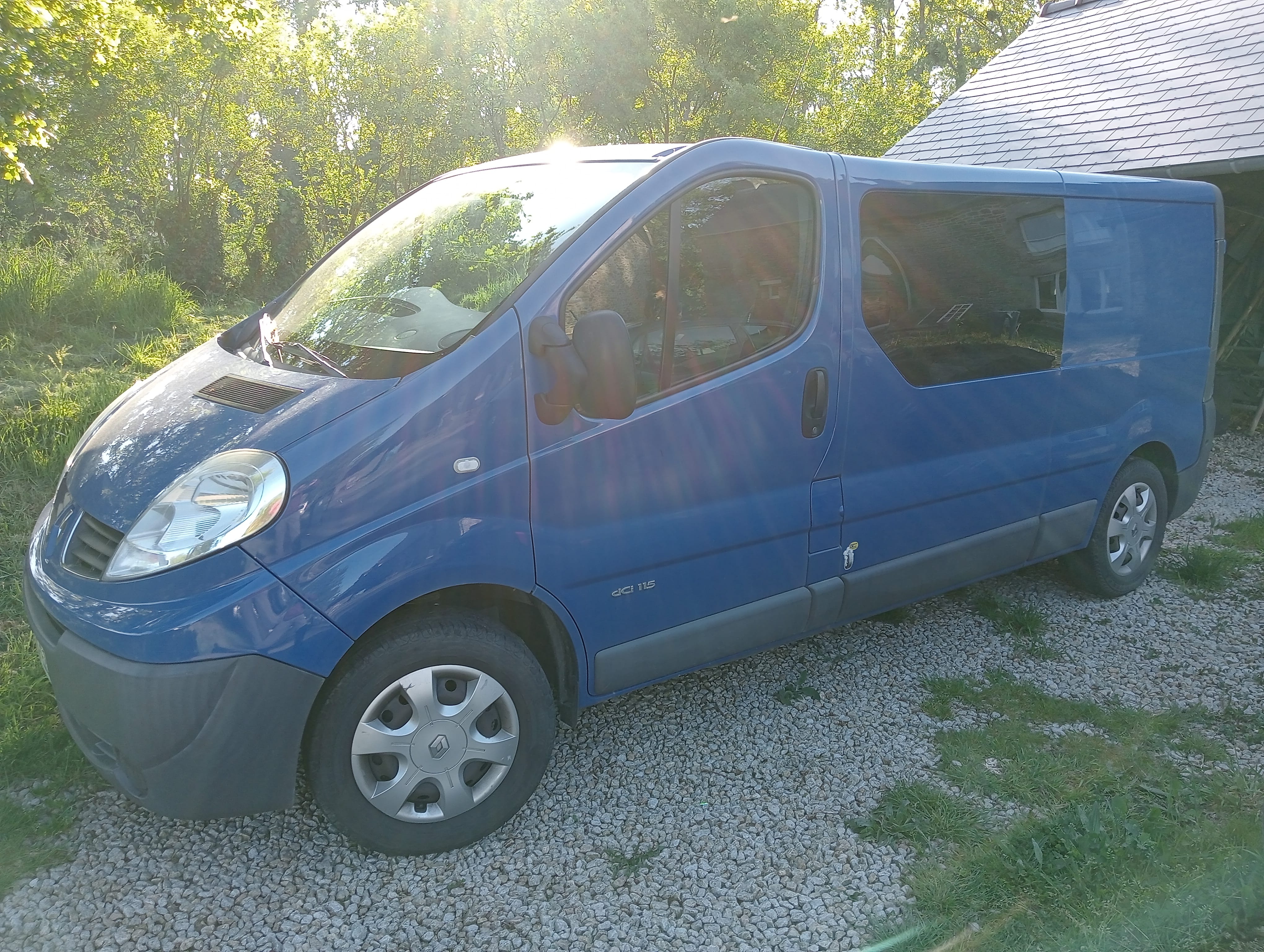 Renault Trafic Double Cabine  2.O DCI 115, 2011, Diesel, 6 places