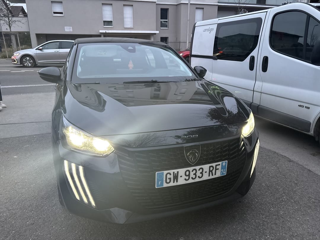 Peugeot 208, 2024, Électrique, automatique