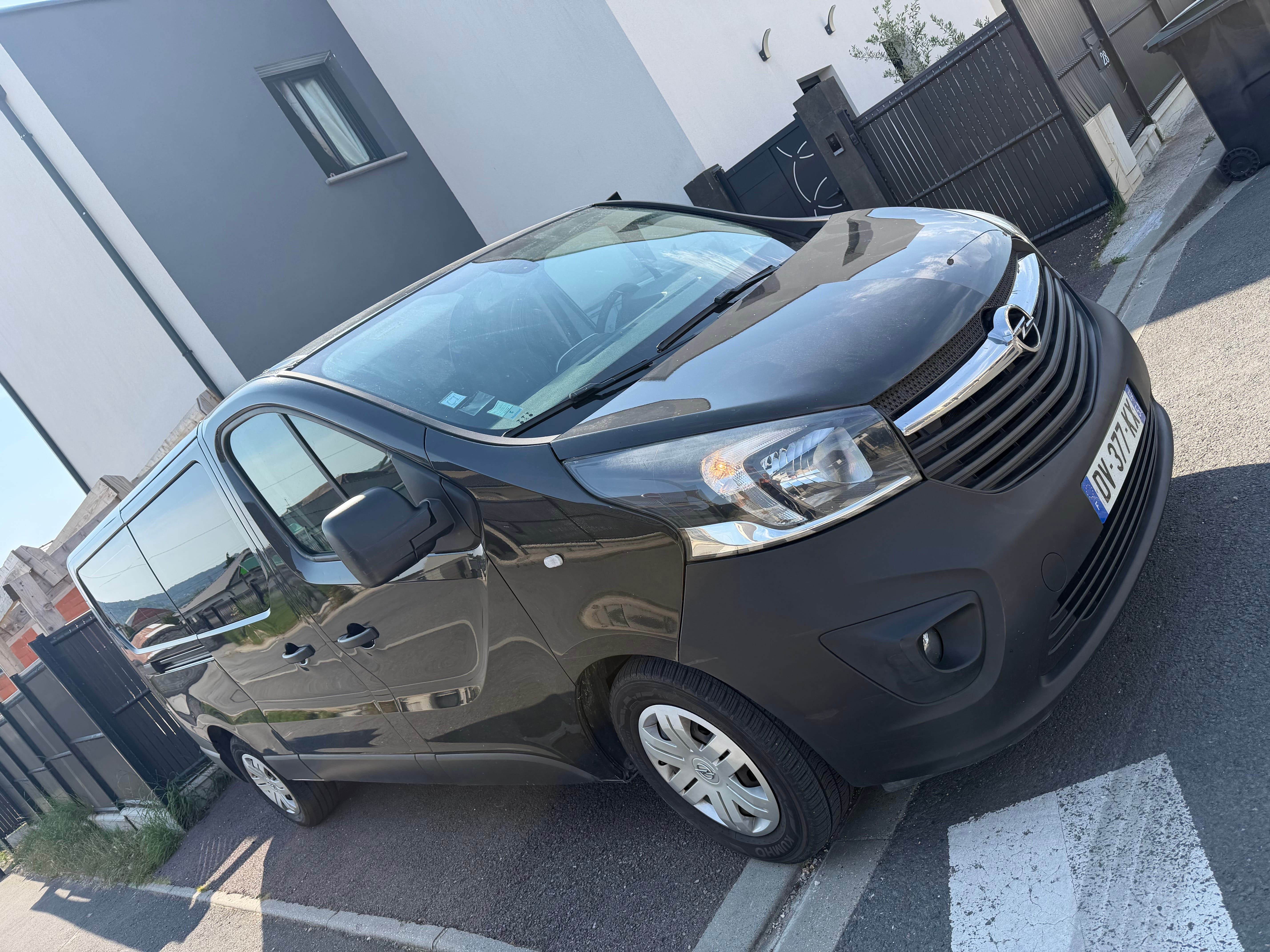 Opel Vivaro, 2015, Diesel, 9 places et plus