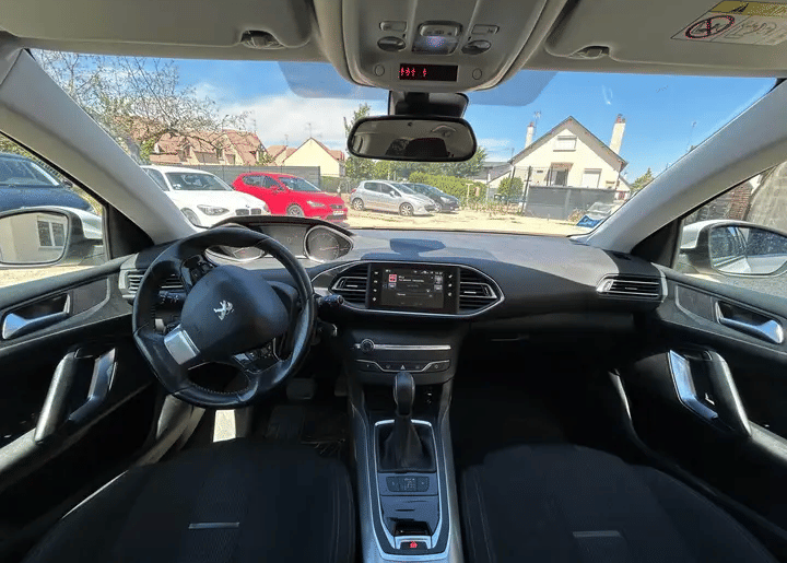 Peugeot 308 avec Caméra de recul