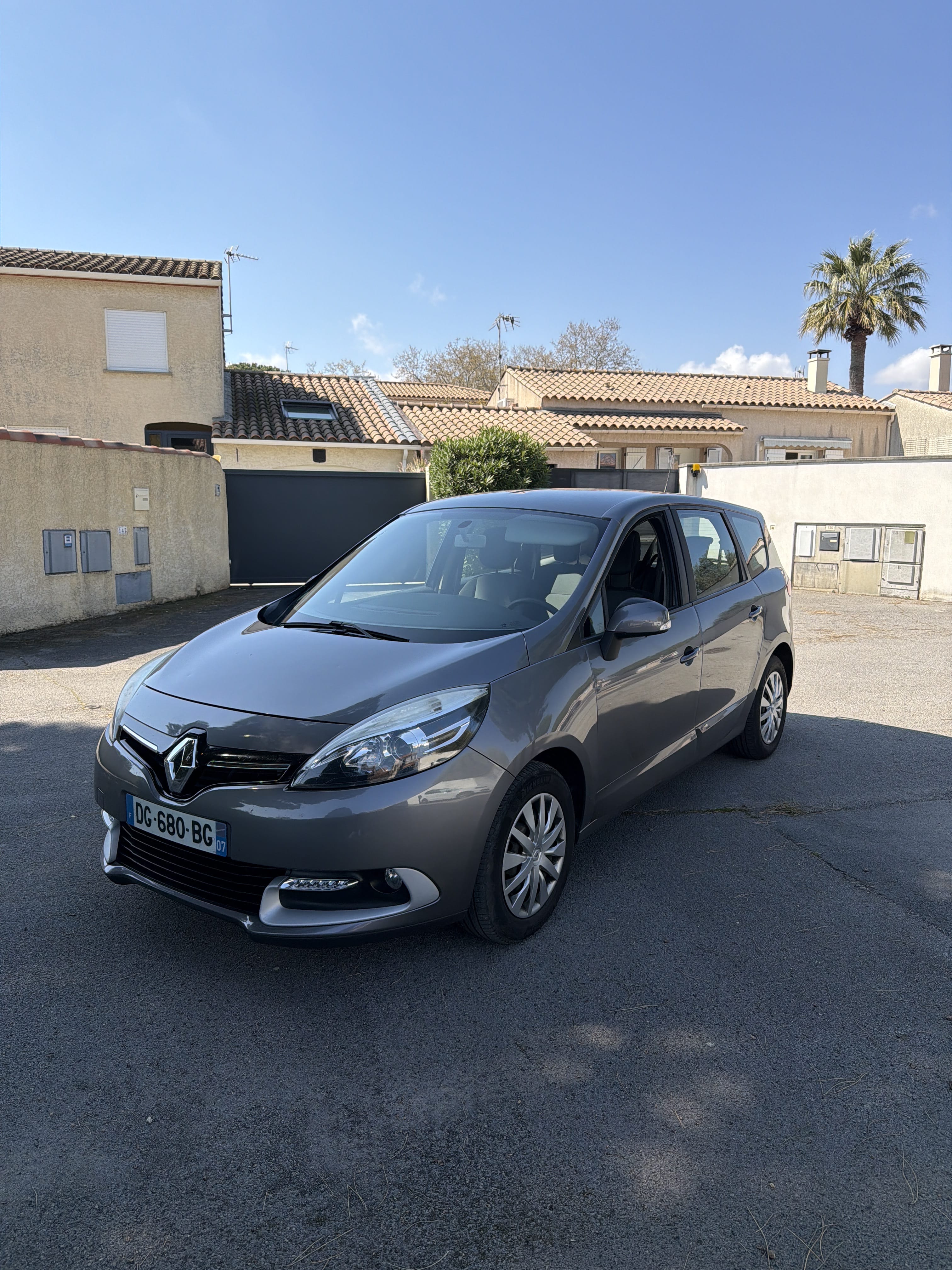 Renault Grand Scenic 7 places, 2014, Diesel, 7 places