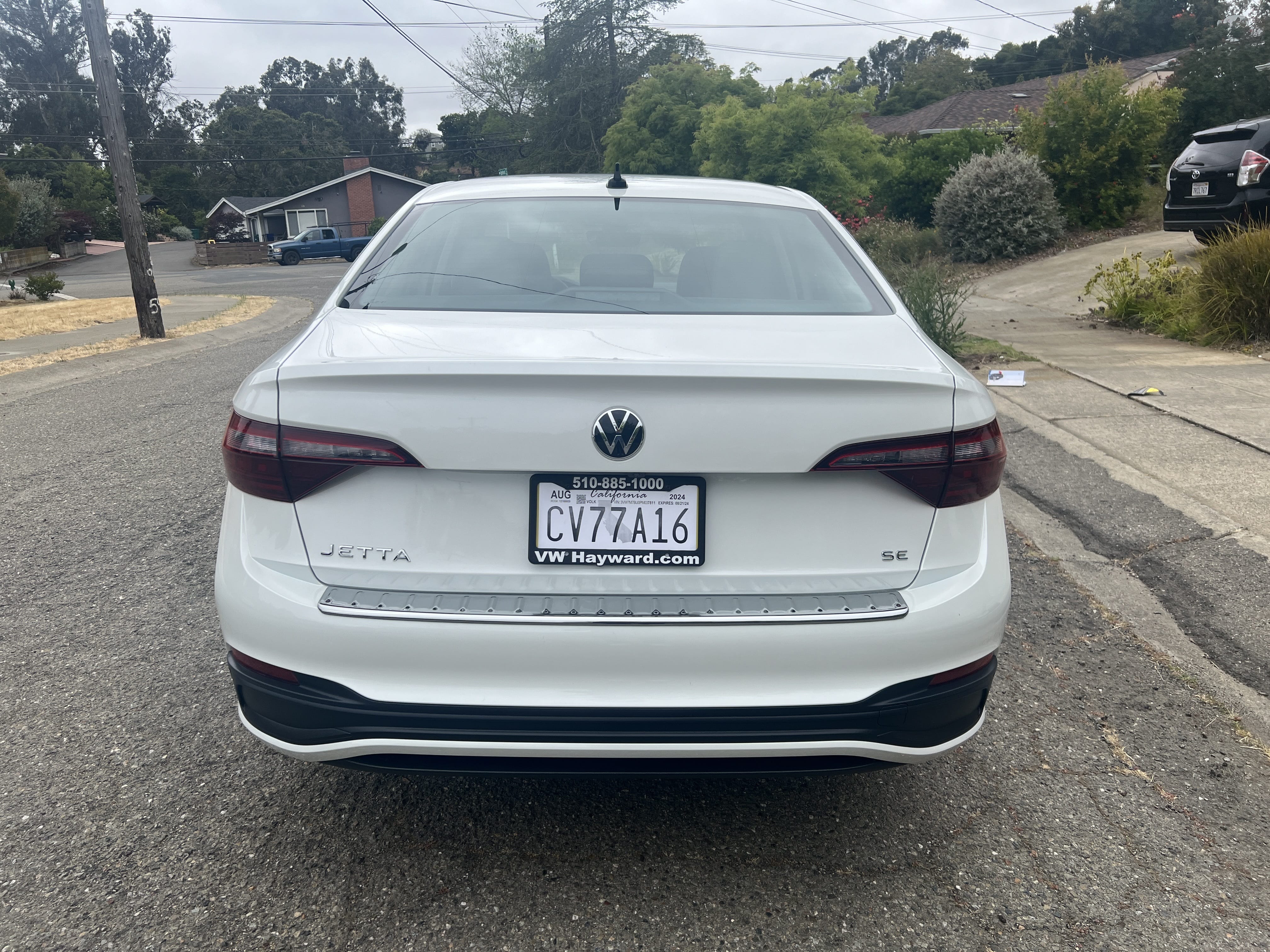 Volkswagen Jetta SE with Cruise control