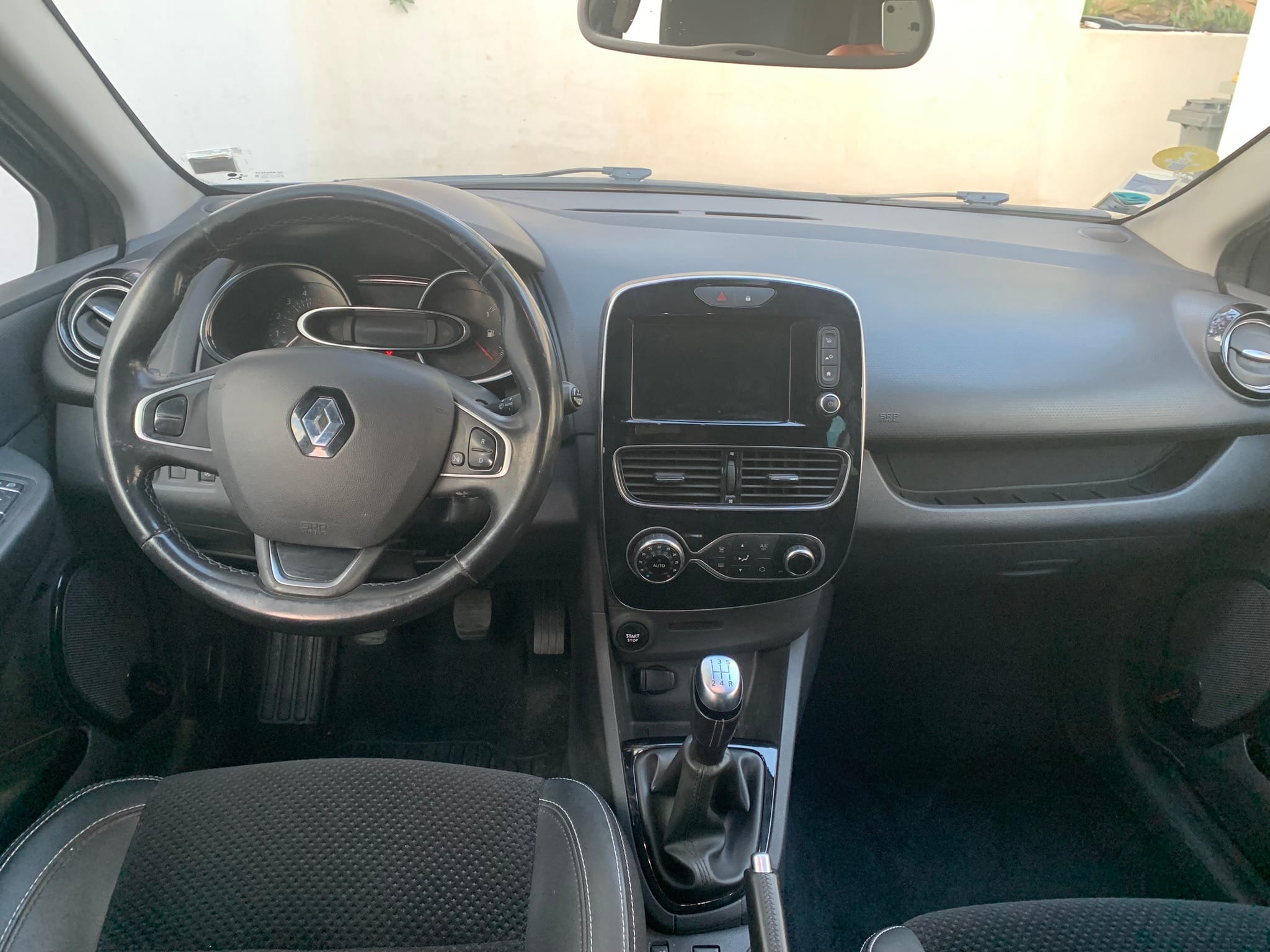 Renault Clio avec Régulateur de vitesse