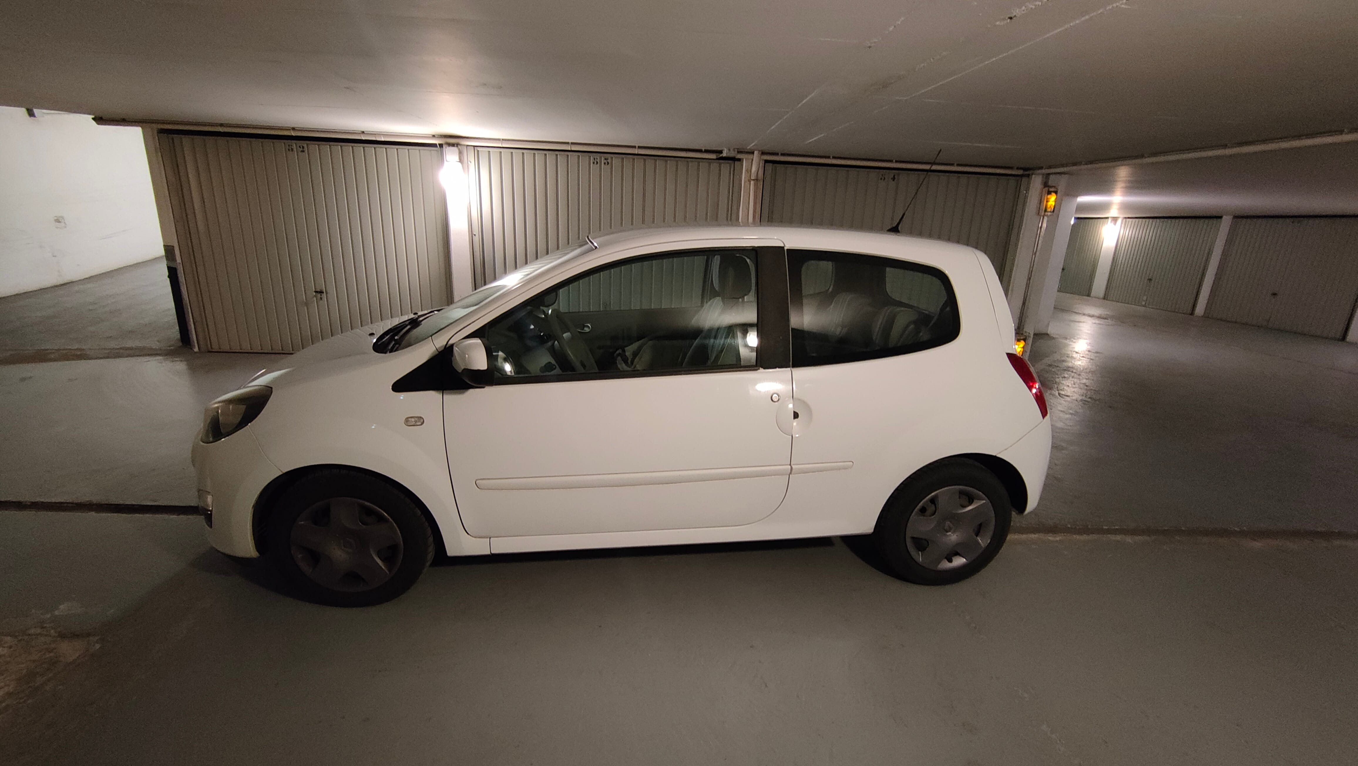 Renault Twingo II Essence 1.2 75cv mit Klimaanlage