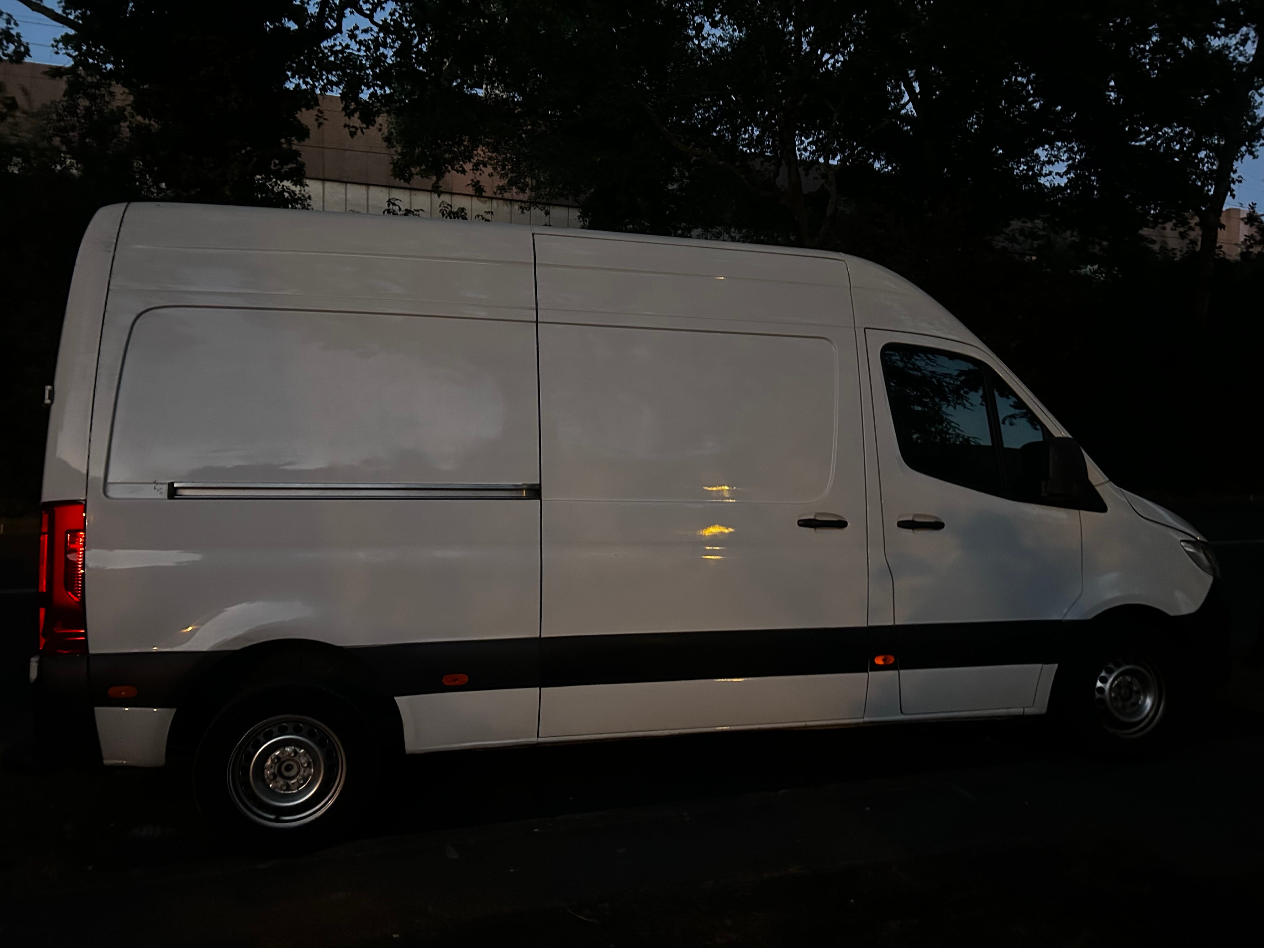 Mercedes-Benz Sprinter avec Climatisation