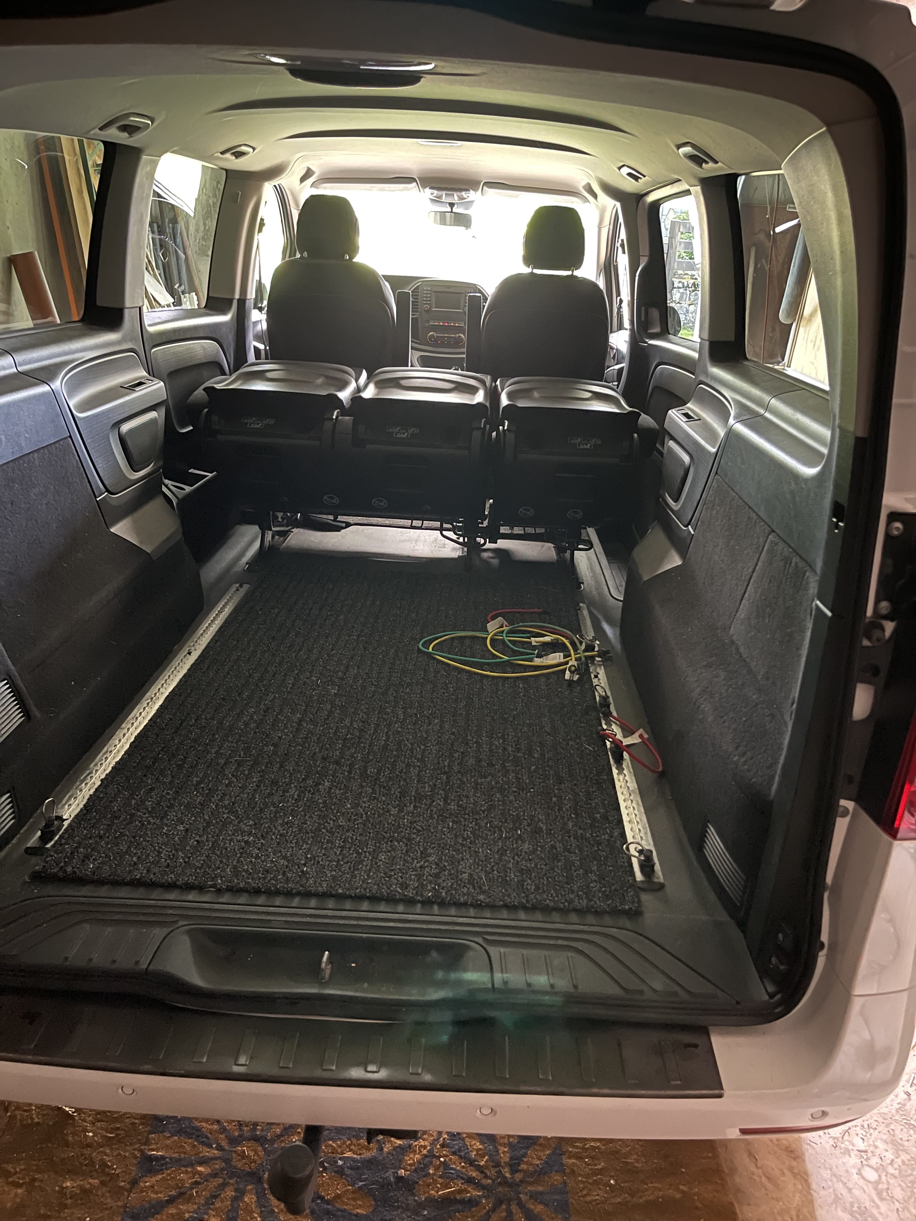 Mercedes-Benz Vito Tourer avec Entrée audio / iPod