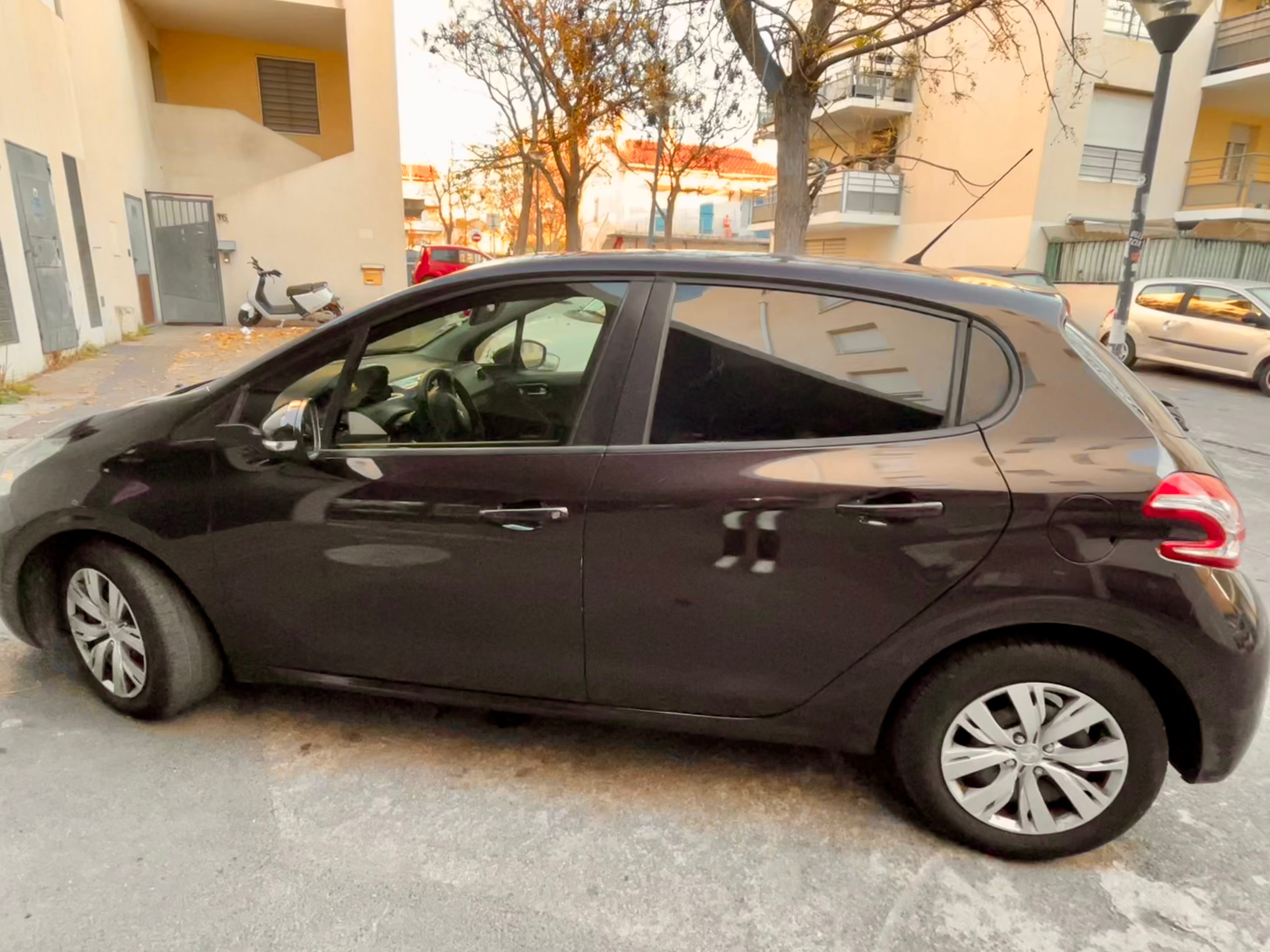 Peugeot 208 mit Klimaanlage