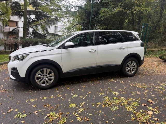 Peugeot 5008 avec Régulateur de vitesse