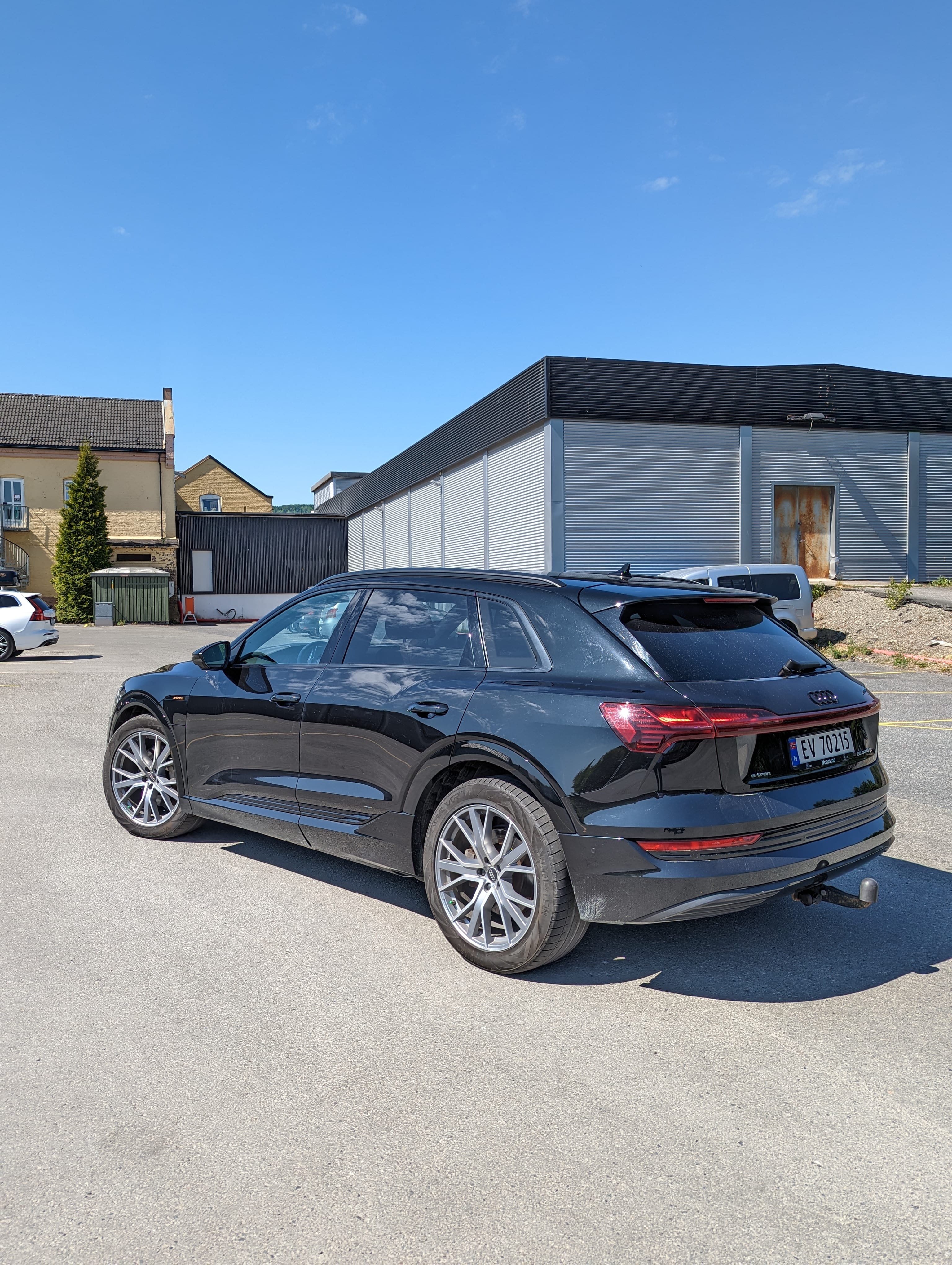 Audi e-tron med GPS