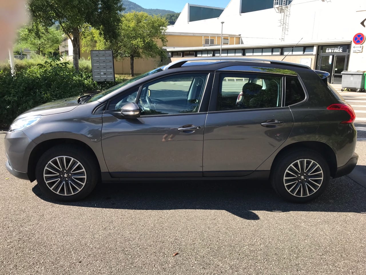 Peugeot 2008 avec Climatisation