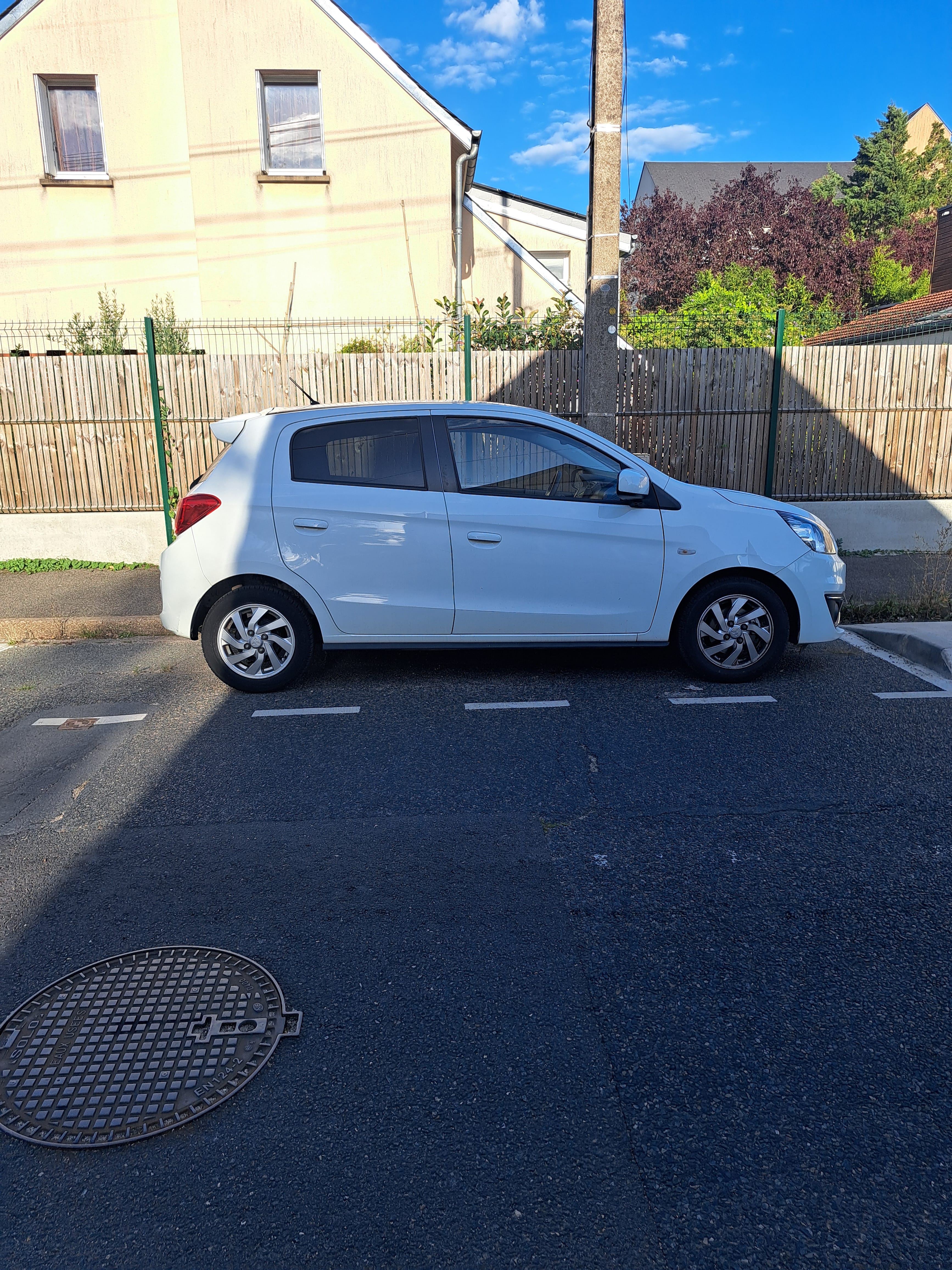 Mitsubishi Space Star 1,2 avec Climatisation