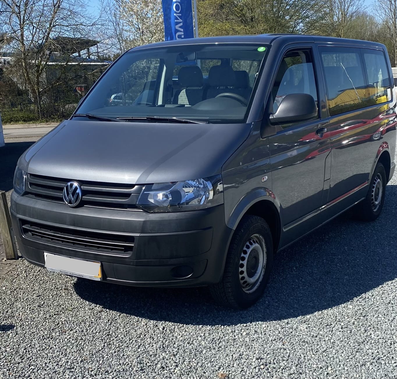 Volkswagen Caravelle, 2013, Diesel, 9 Sitze und mehr