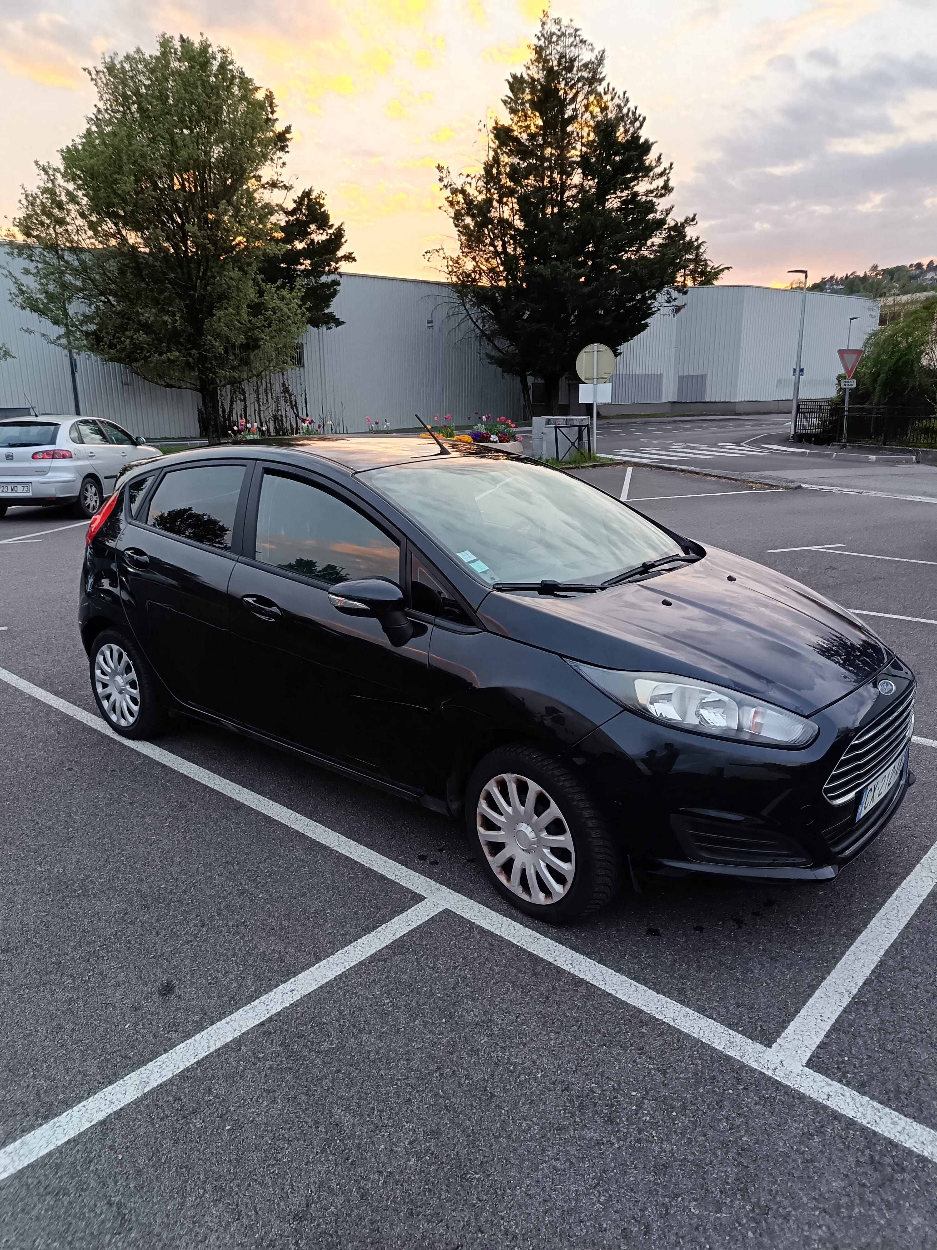 Ford Fiesta avec Climatisation
