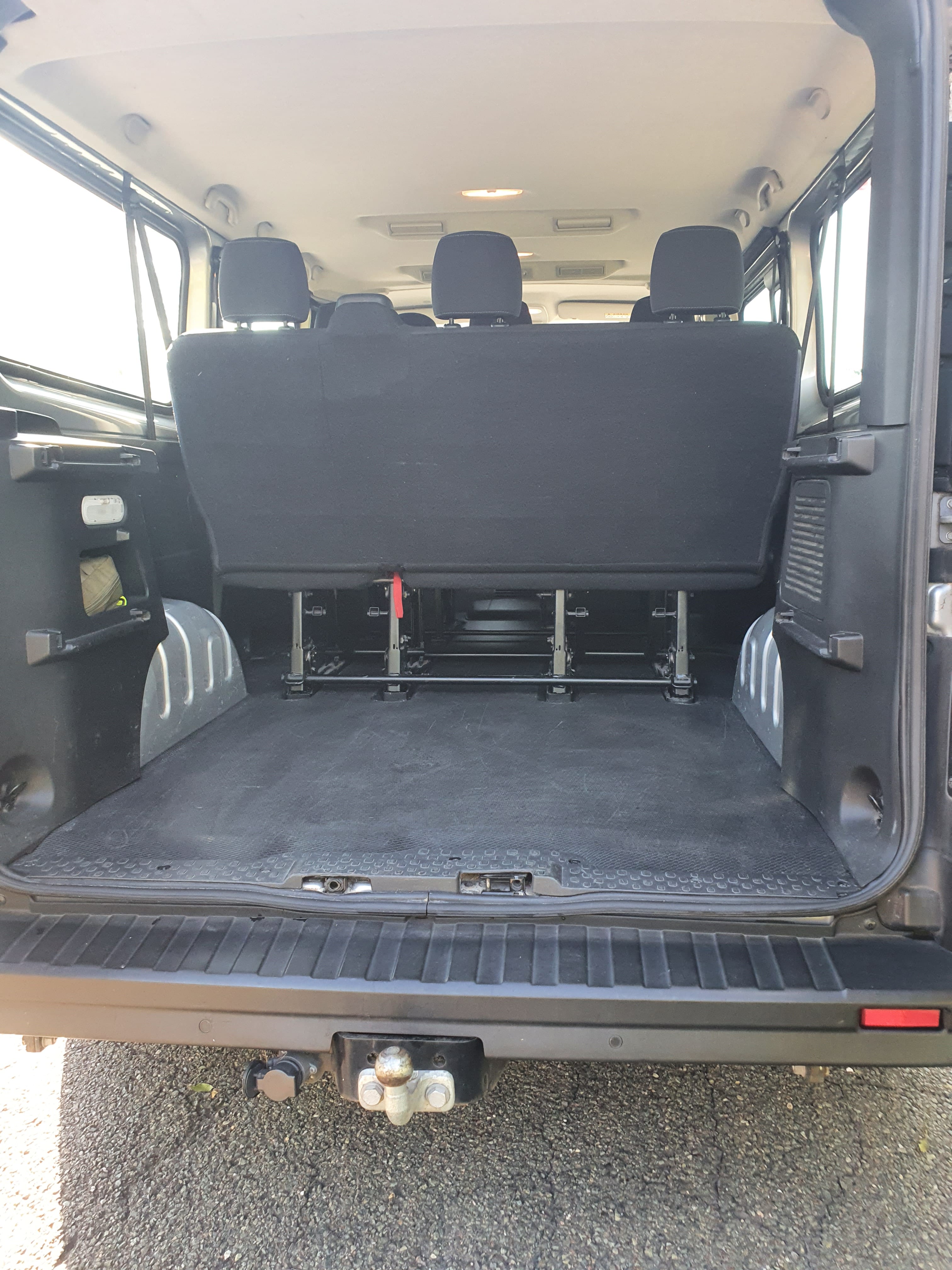 Opel Vivaro Combi avec Siège bébé