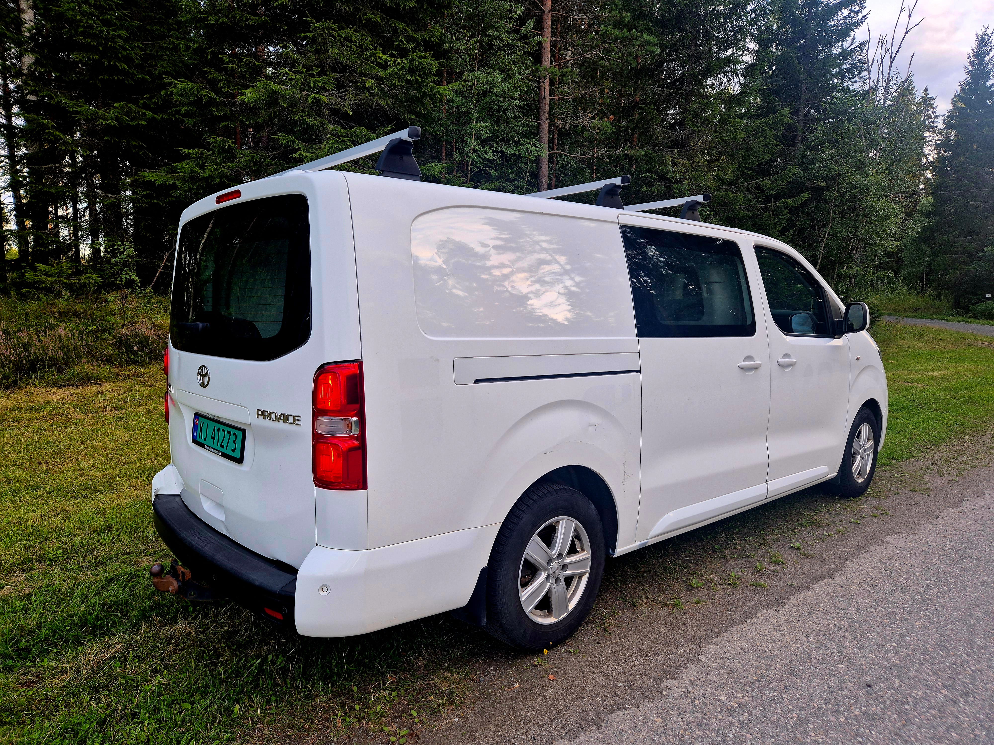Toyota Proace Varebil 122hk with Backup camera