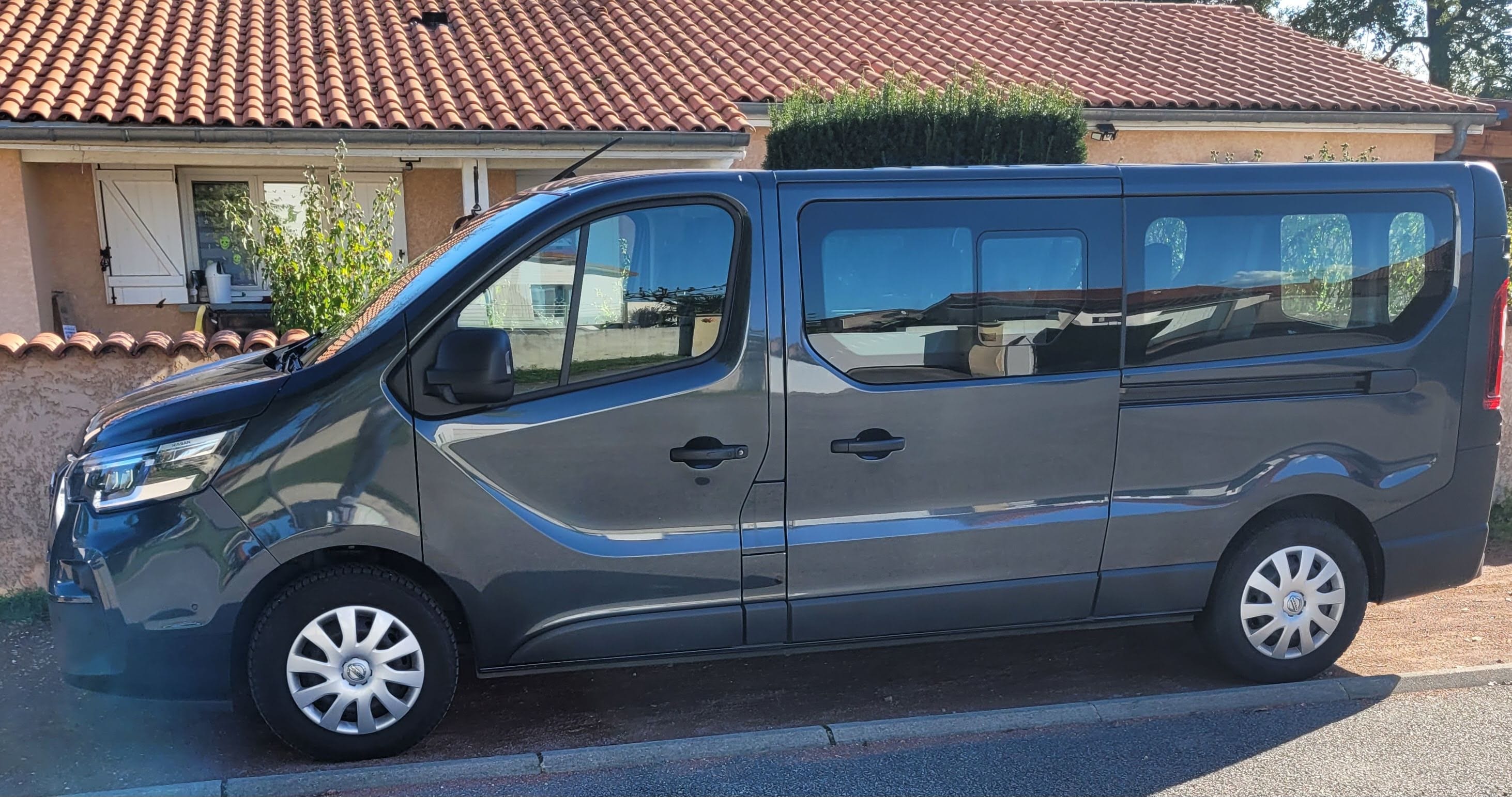 Nissan NV300 Minibus 2.0 150cv avec Climatisation