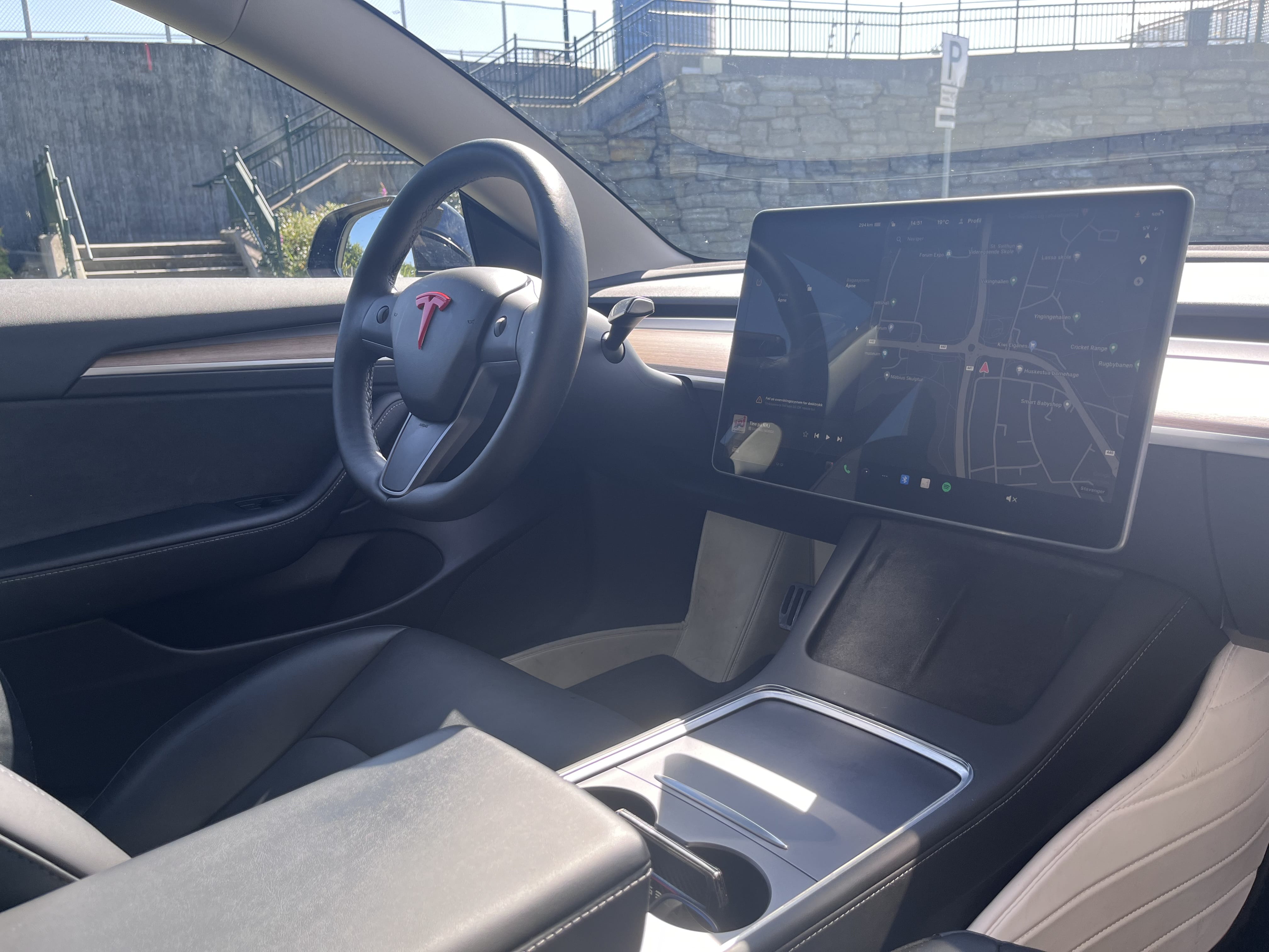 Tesla Model 3 Standard Range med Cruisekontroll
