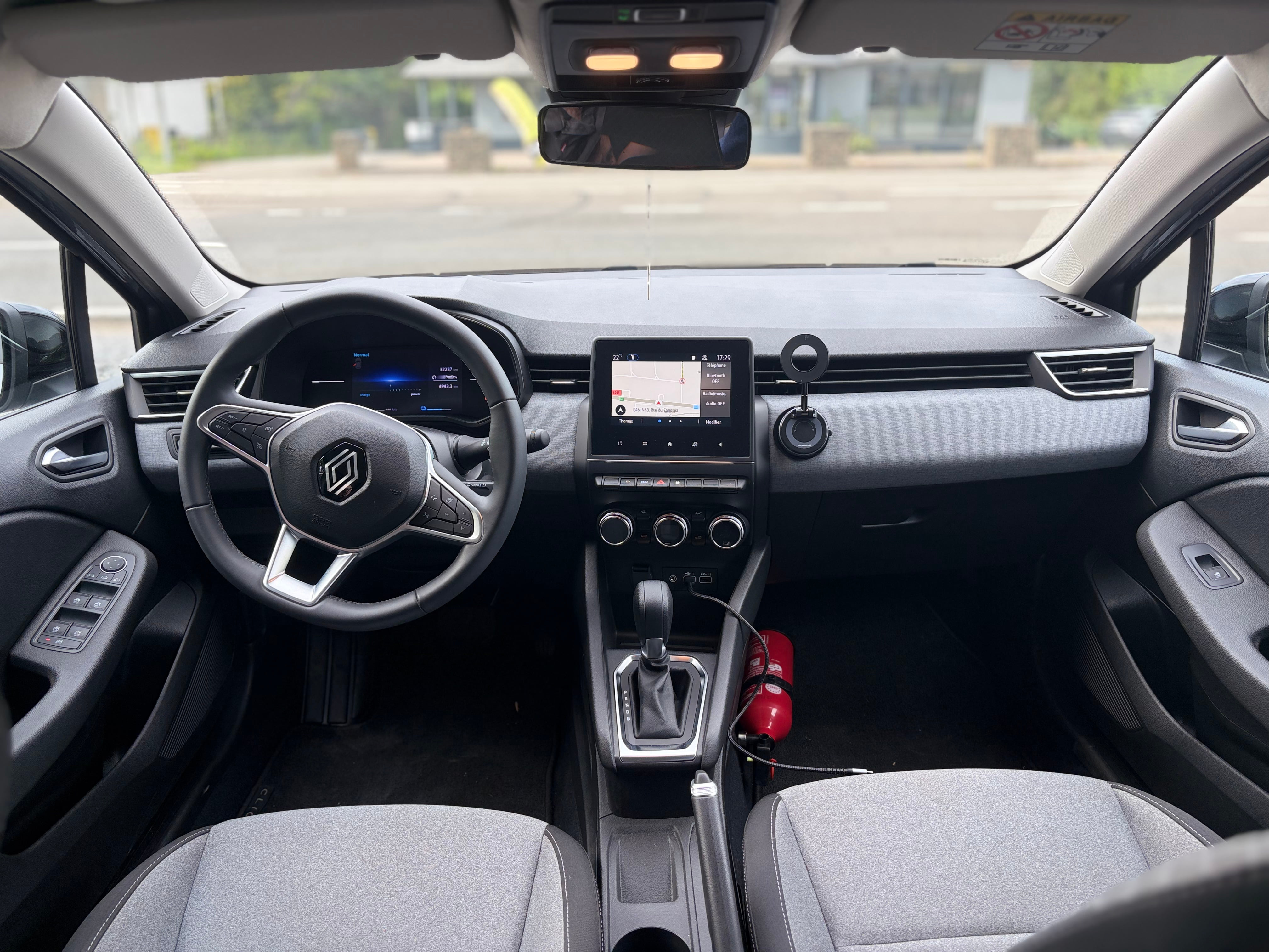 Renault Clio E-tech met Cruise control