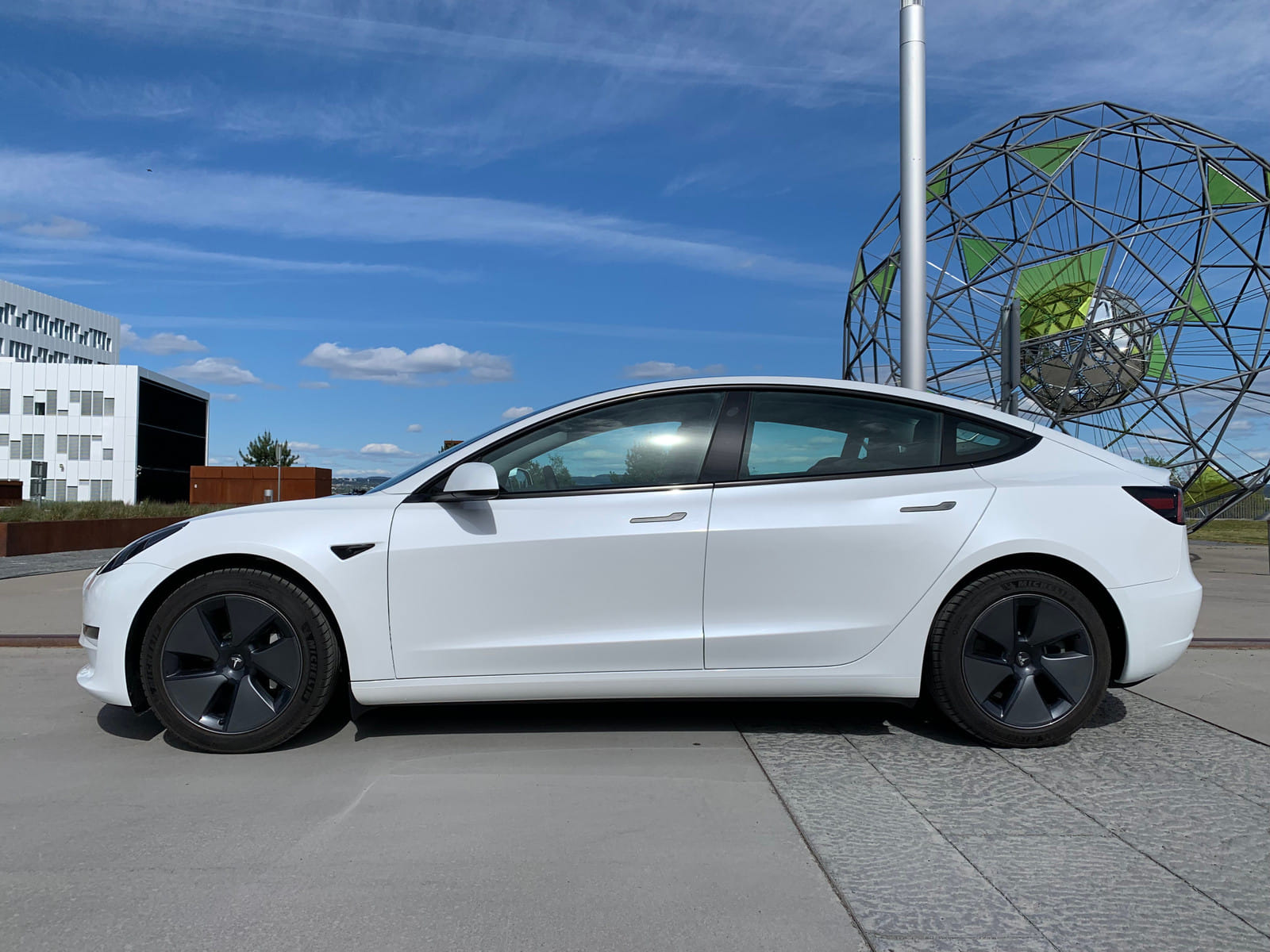 Tesla Model 3 Long Range with Four-wheel drive