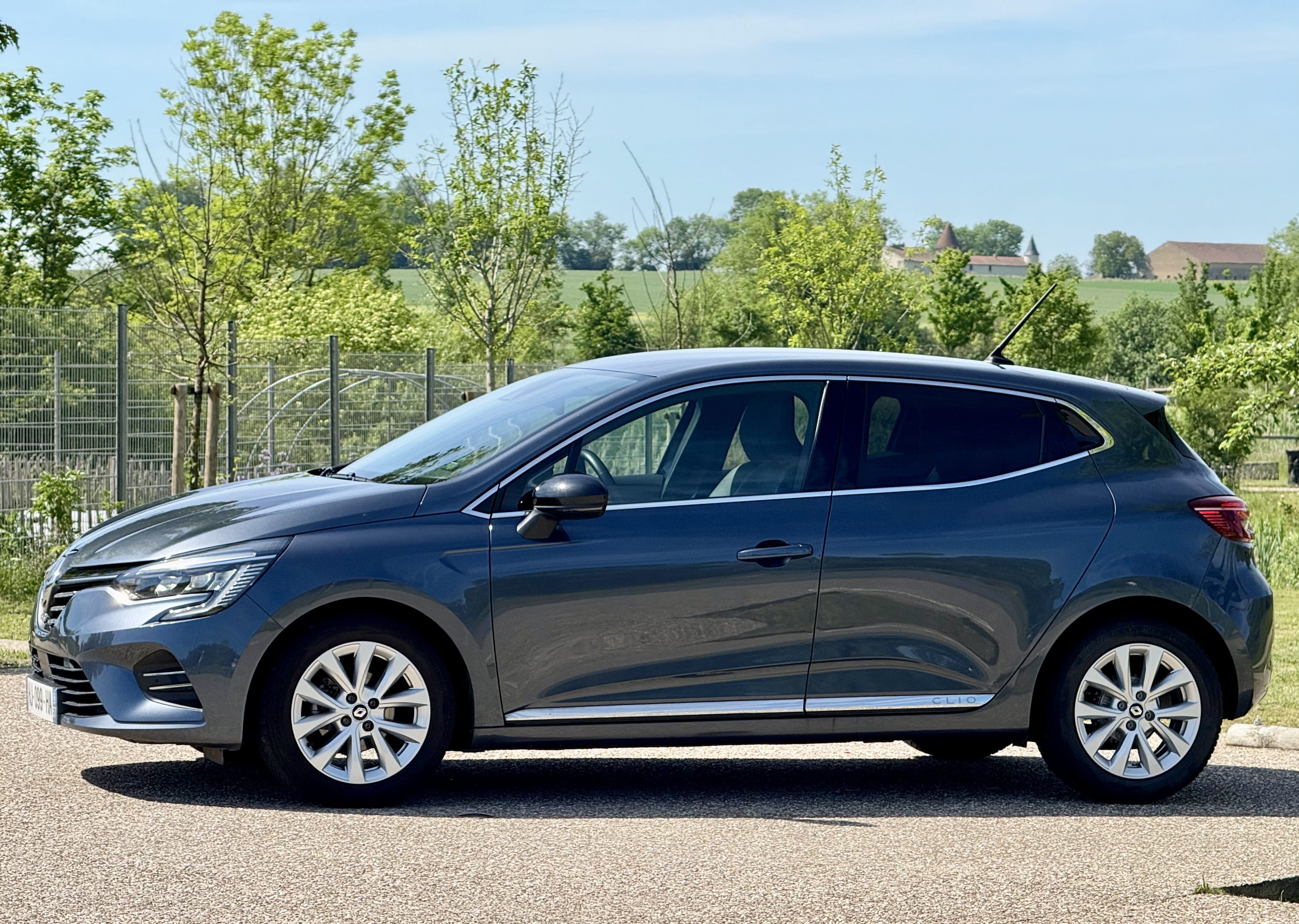Renault Clio avec Climatisation