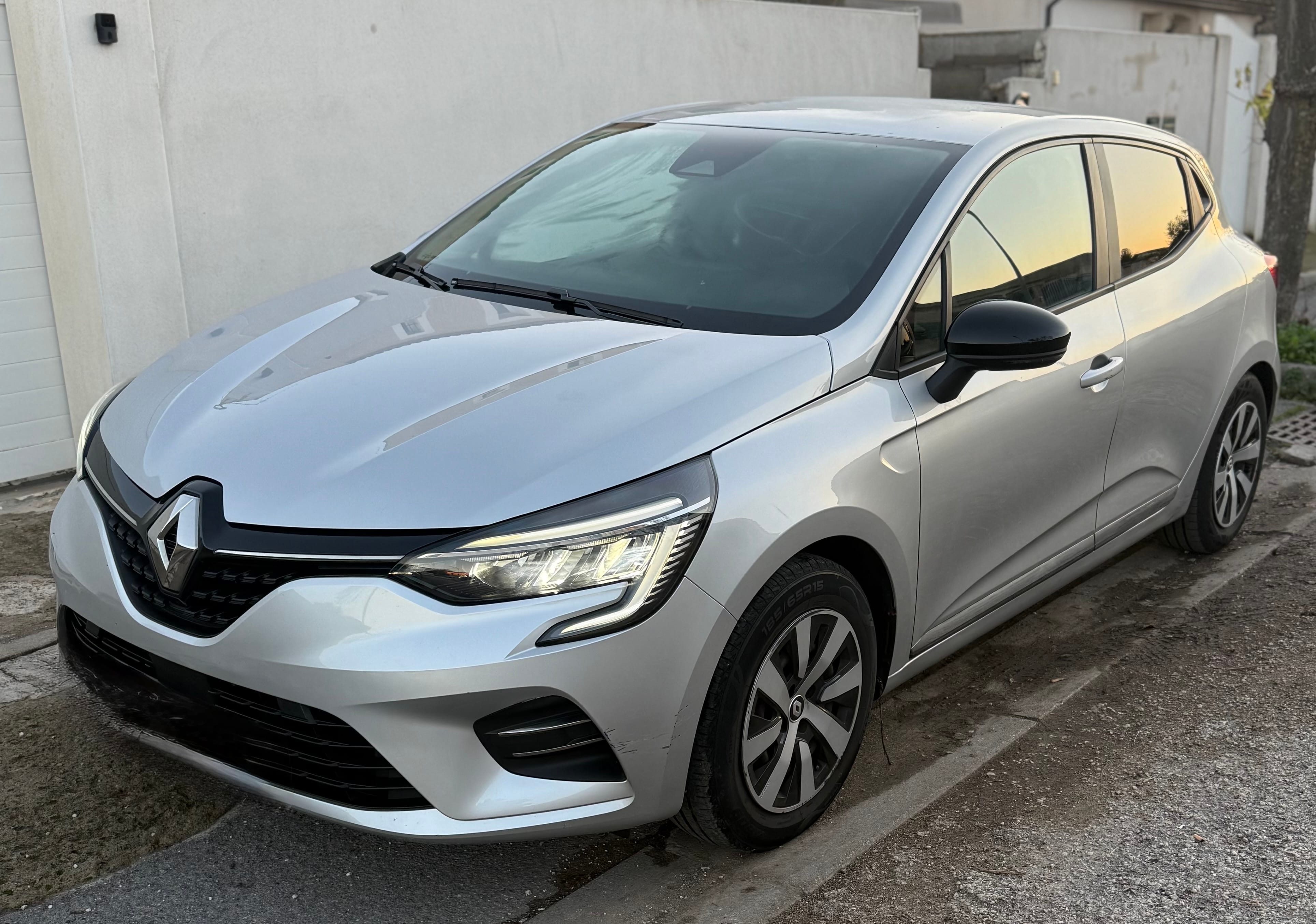 Renault Clio, 2023, Essence 95