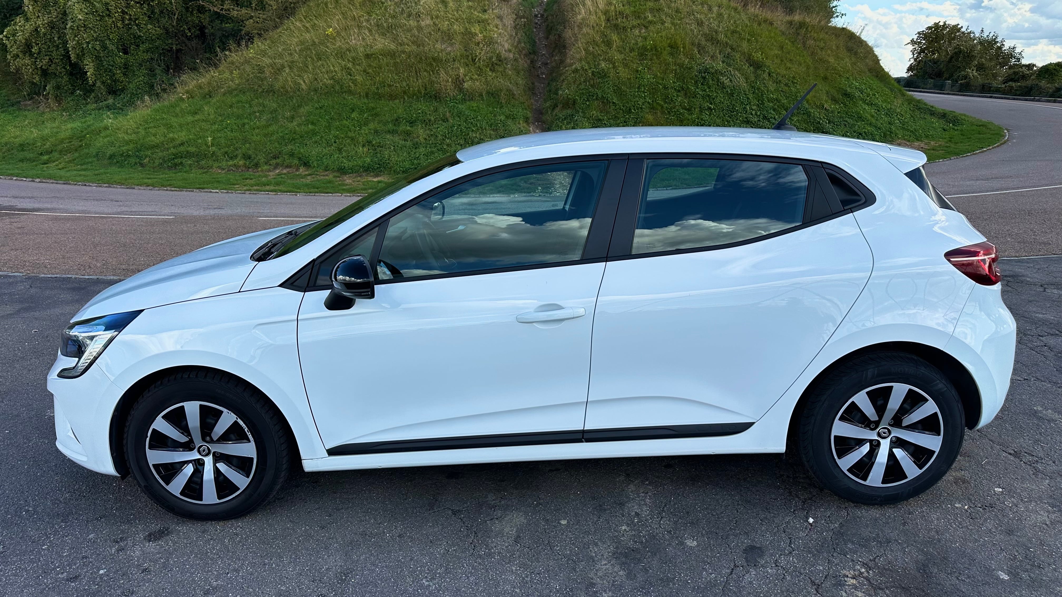 Renault Clio avec Climatisation