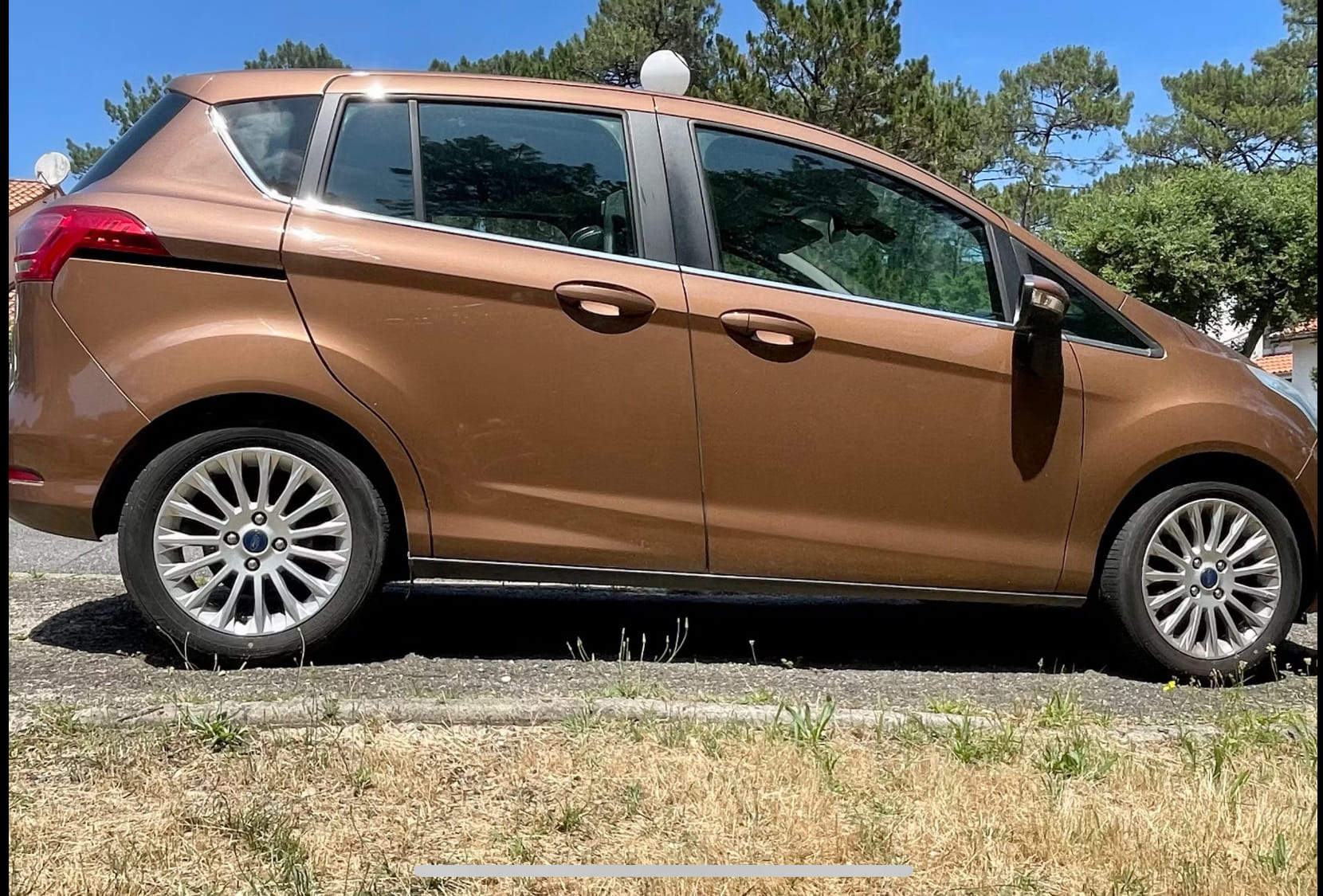 Ford B-Max avec Climatisation