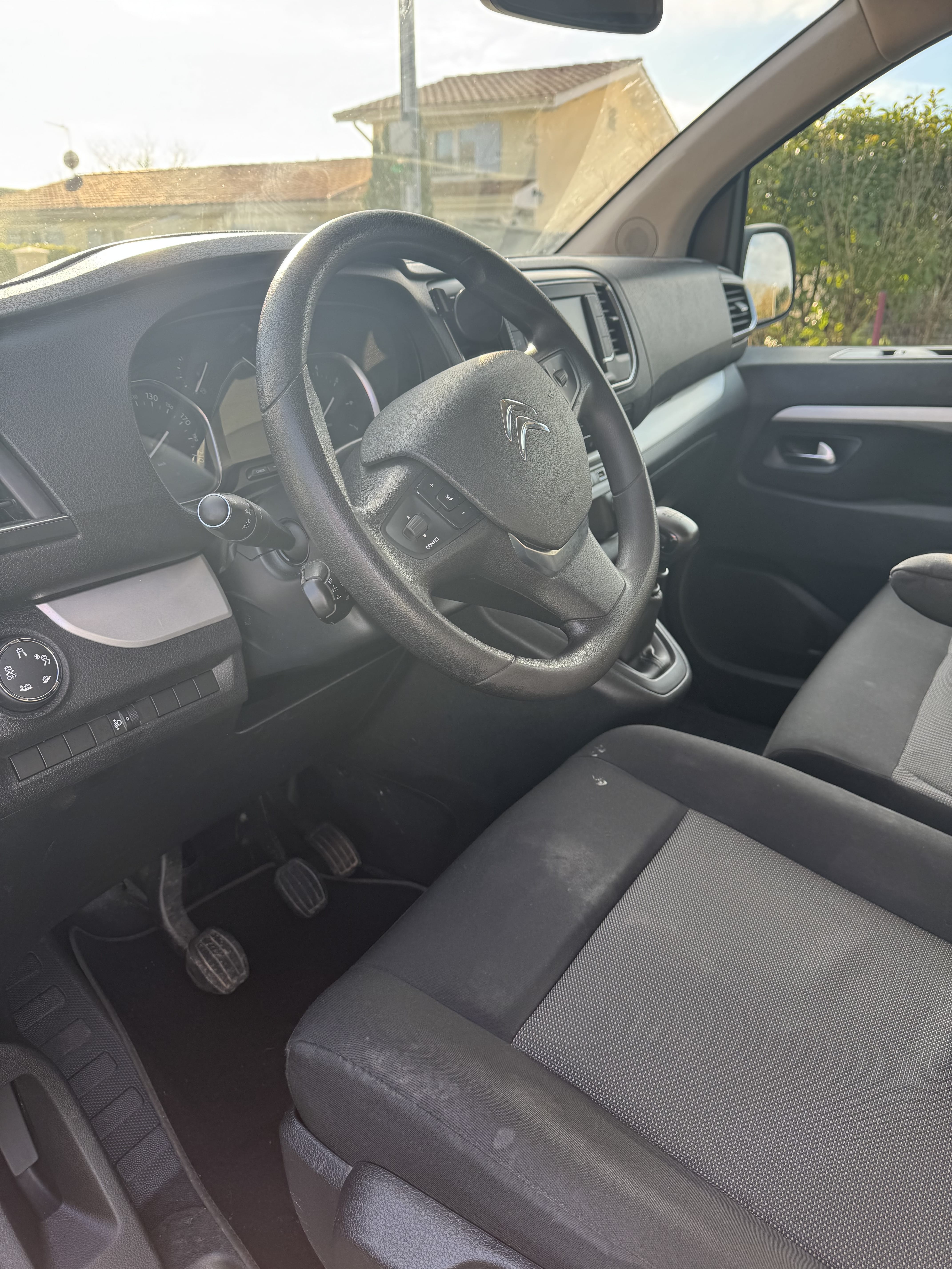 Citroen Jumpy Multispace Space Tourer Minibus 9 places avec Entrée audio / iPod
