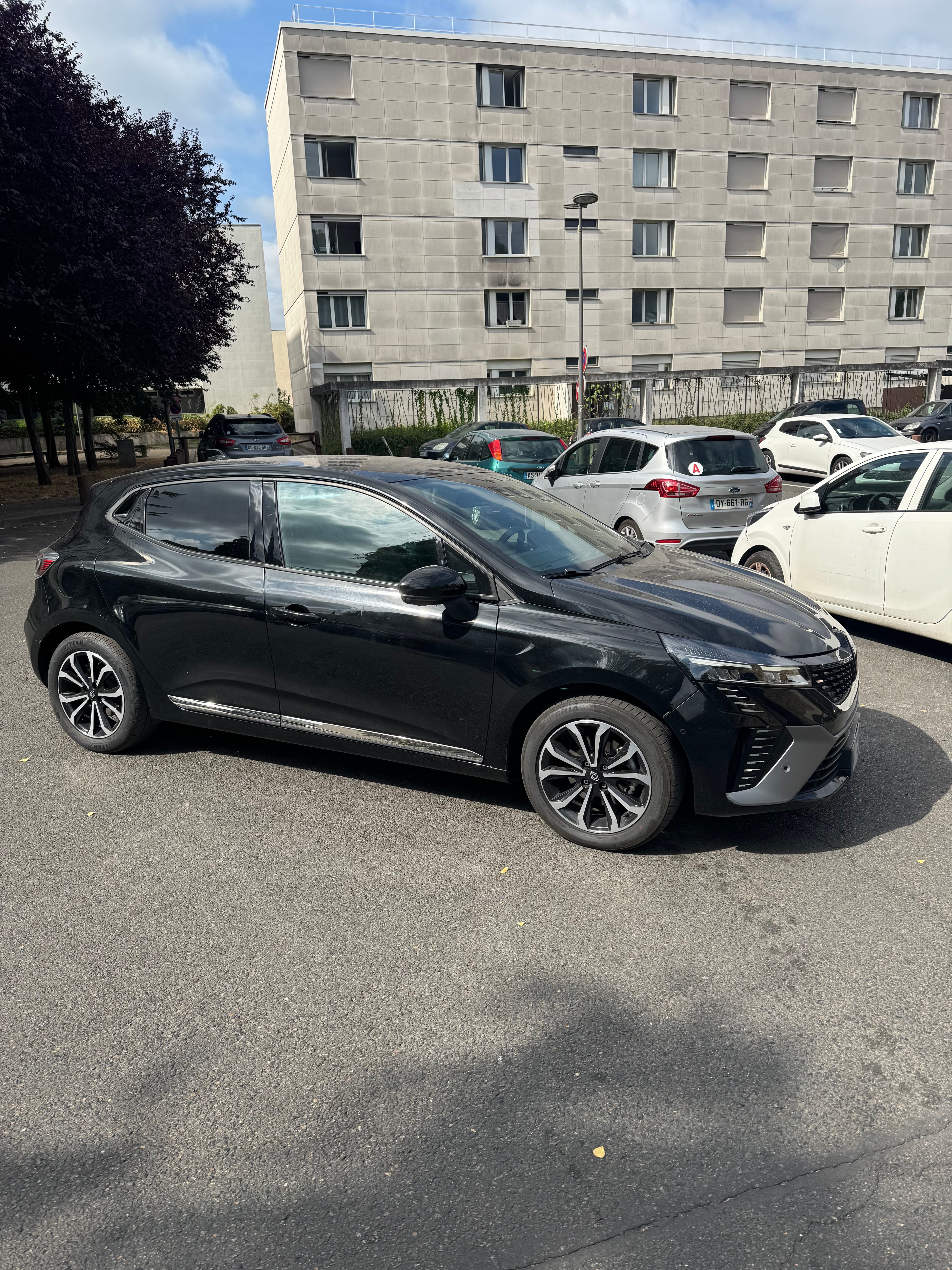 Renault Clio avec Climatisation