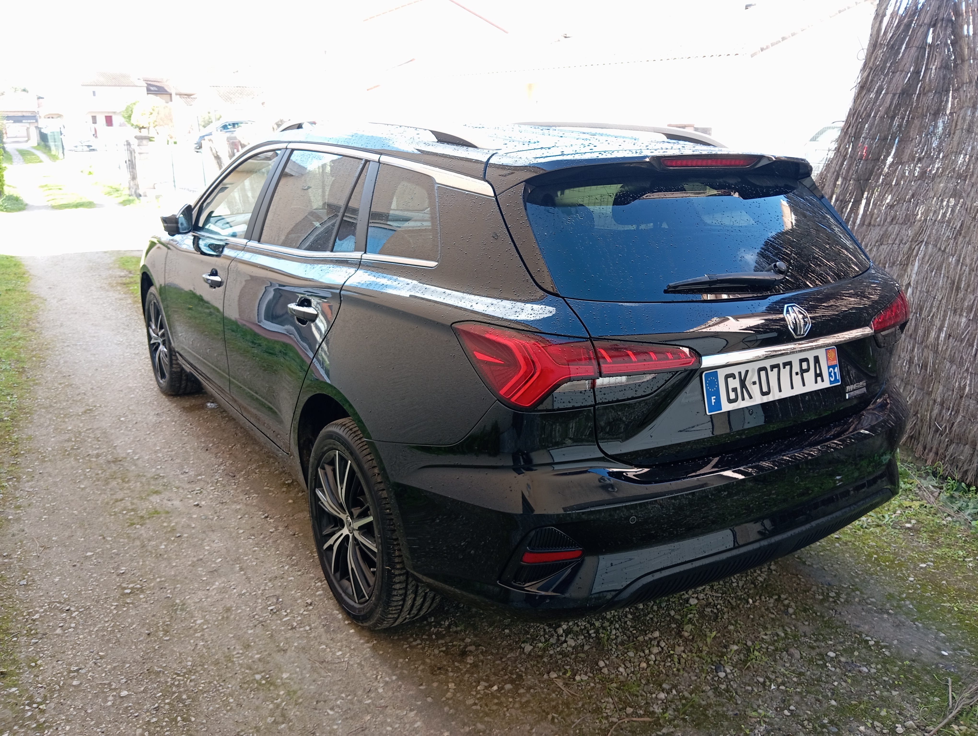 MG MG5 61KW avec Caméra de recul