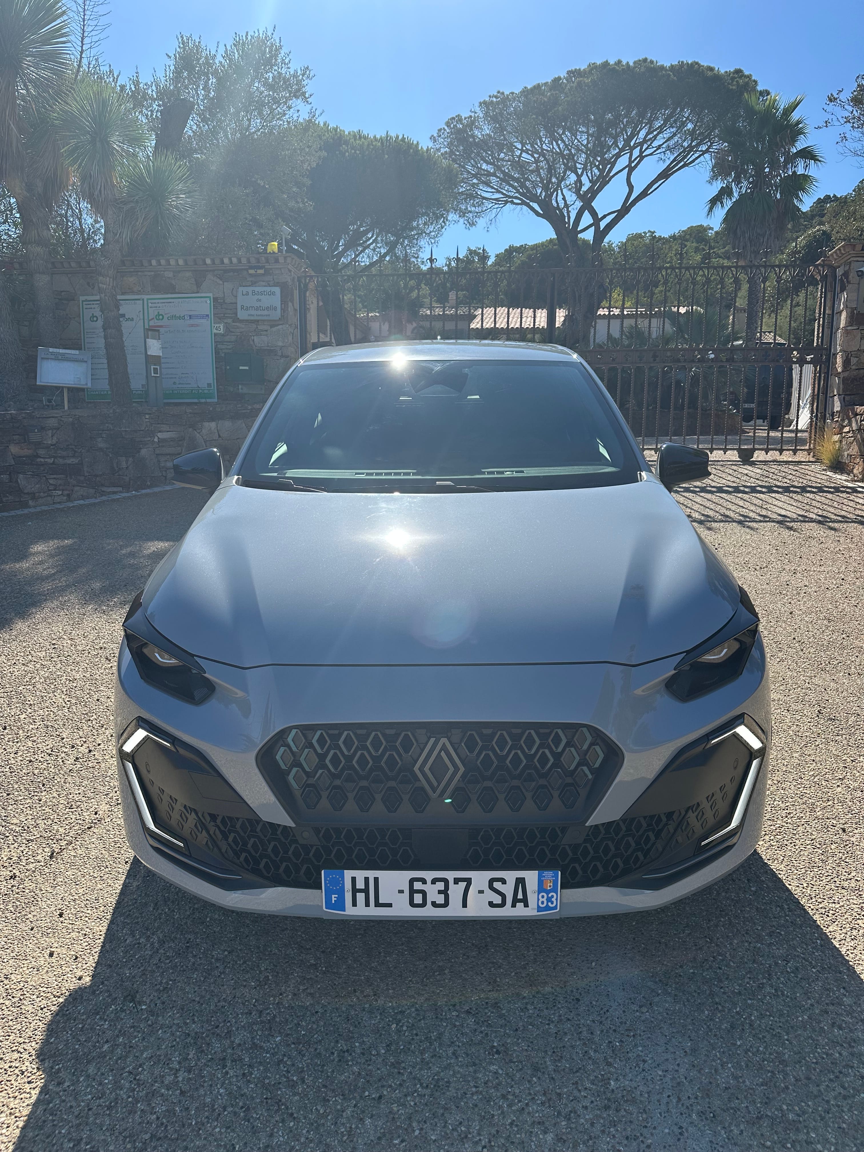 Renault Clio Alpine, 2026, Essence 95 / Électrique (hybride), automatique