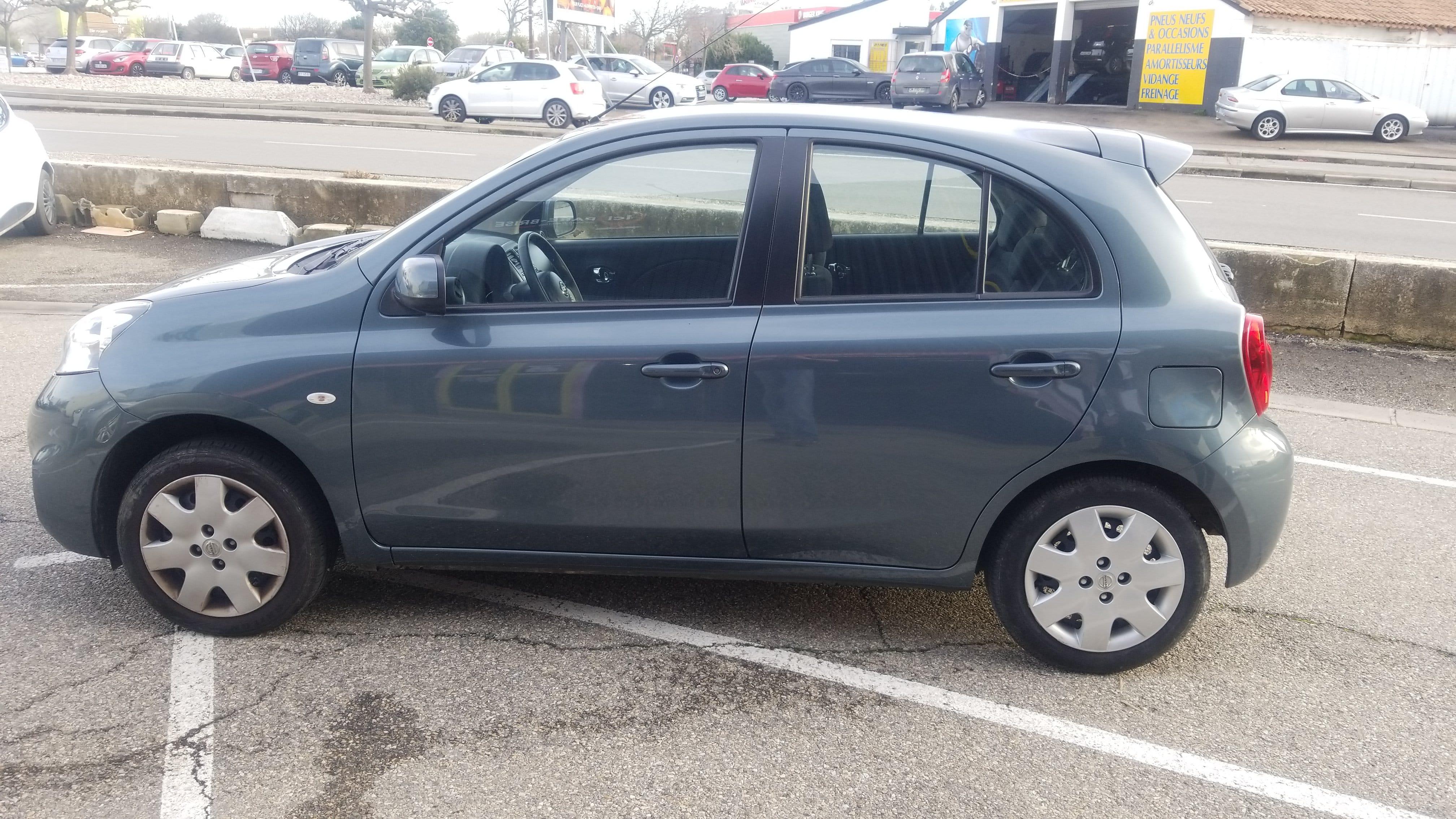 Nissan Micra 41L *20068* EE326FZ avec Climatisation