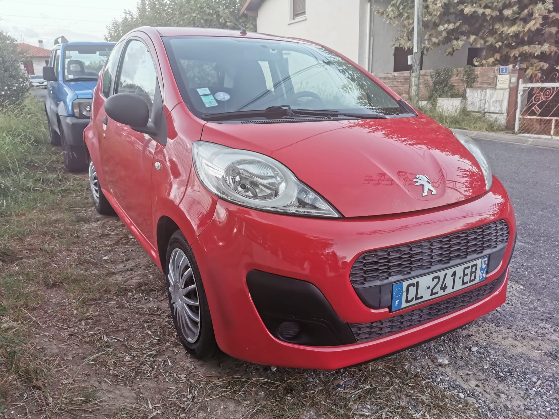 Peugeot 107 1.0 essence 70 cv FIABLE