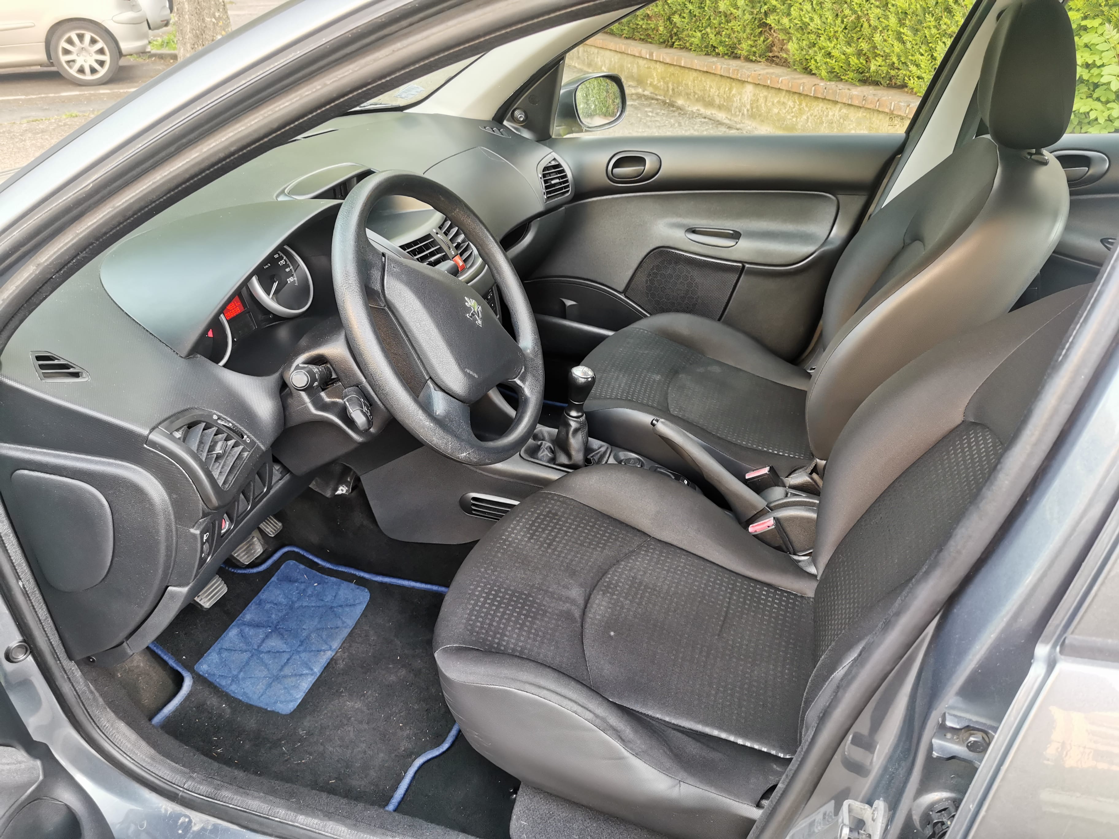 Peugeot 206+