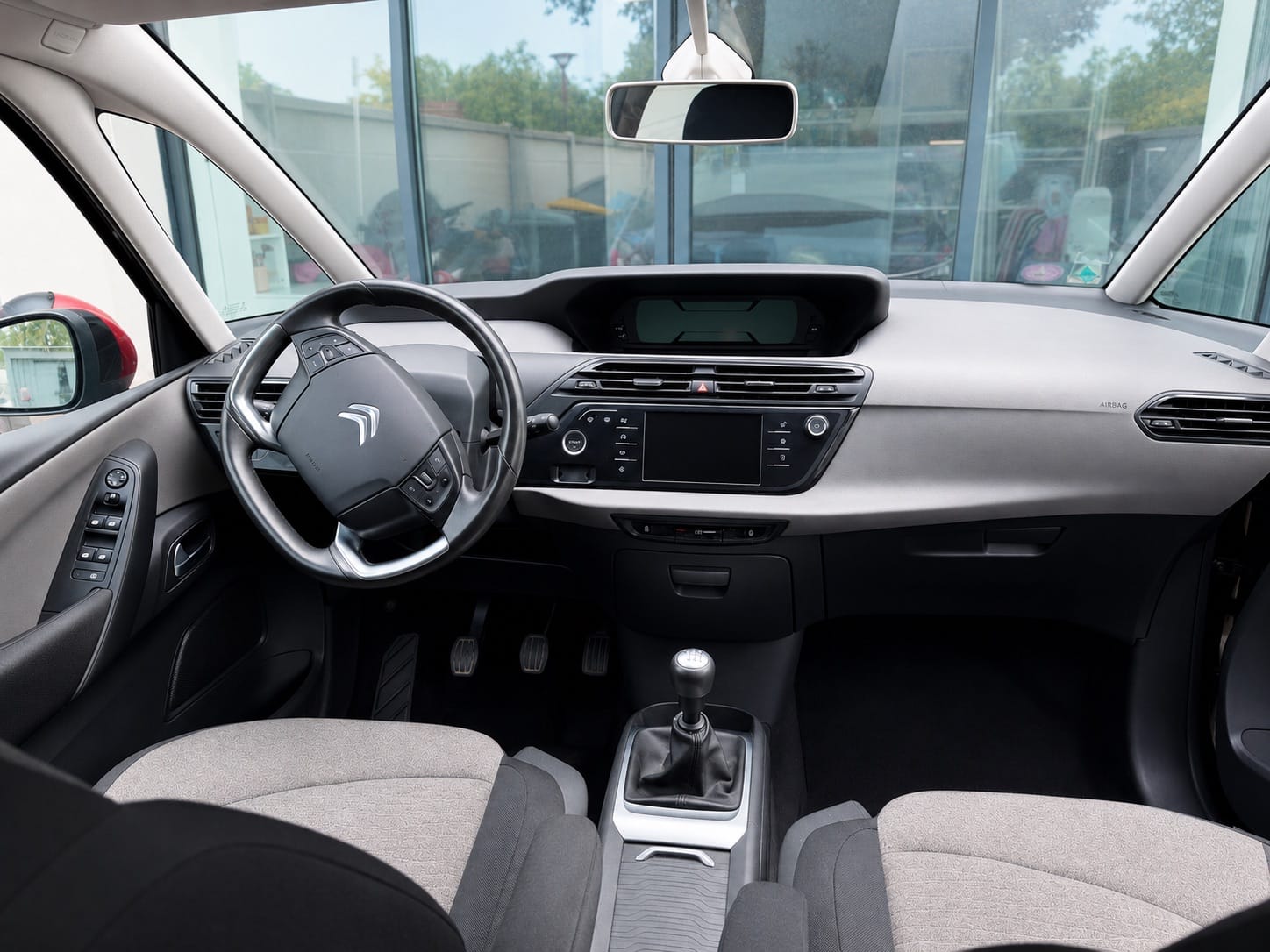 Citroen C4 Picasso avec GPS