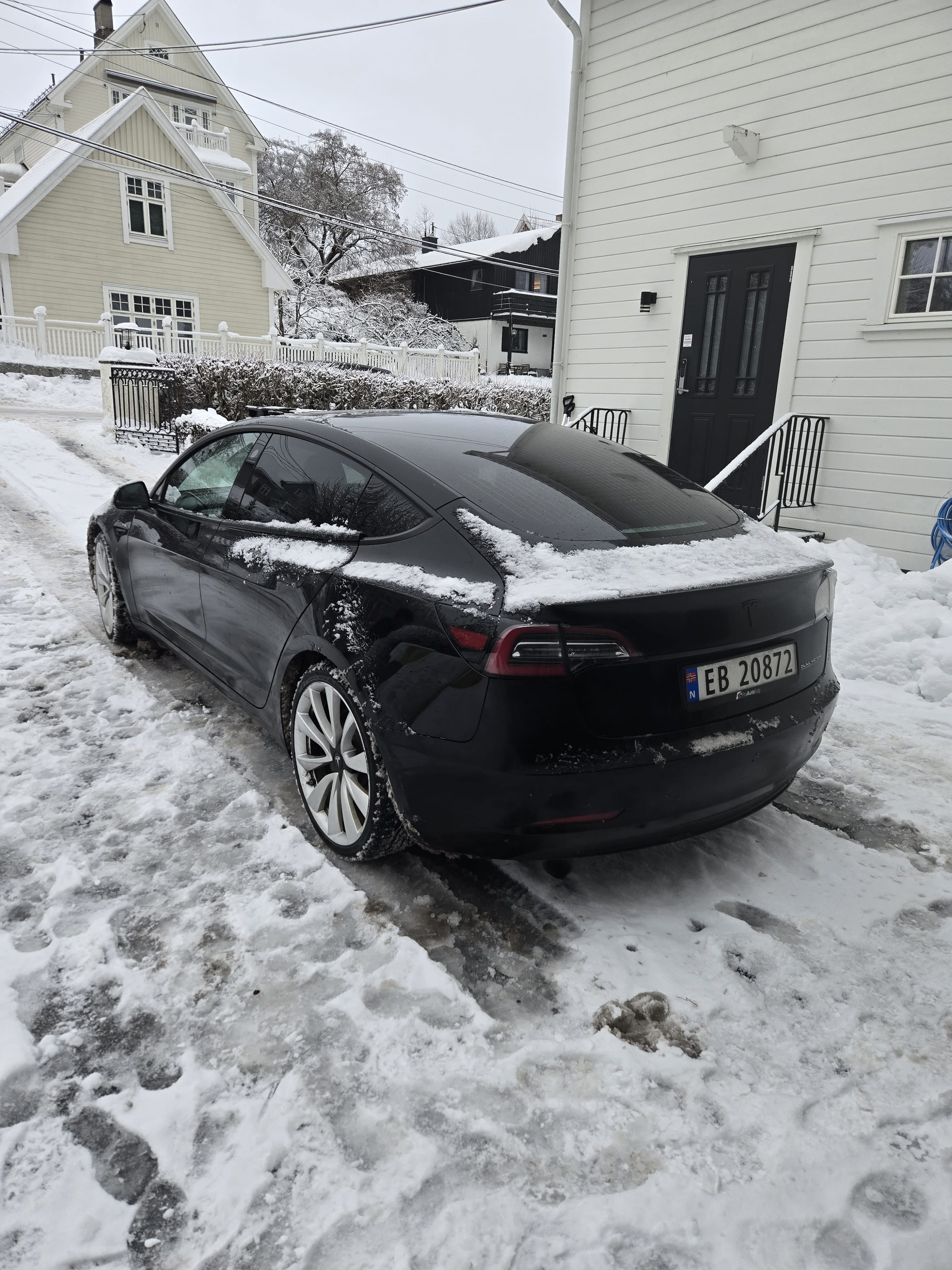 Tesla Model 3 Performance med Aircondition