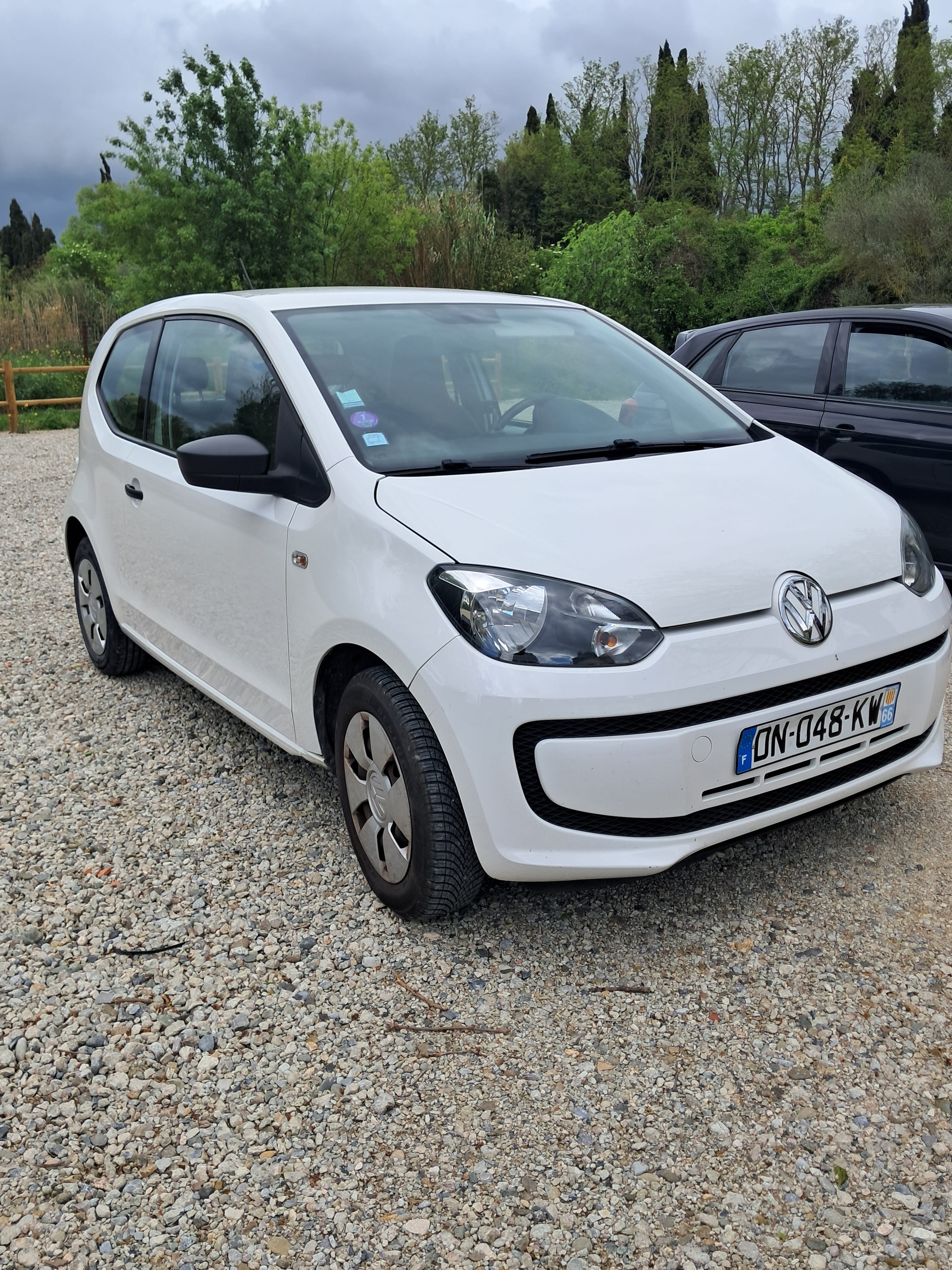 Volkswagen Up! 1.0 60ch – Compacte, Pratique & Économique* avec Climatisation