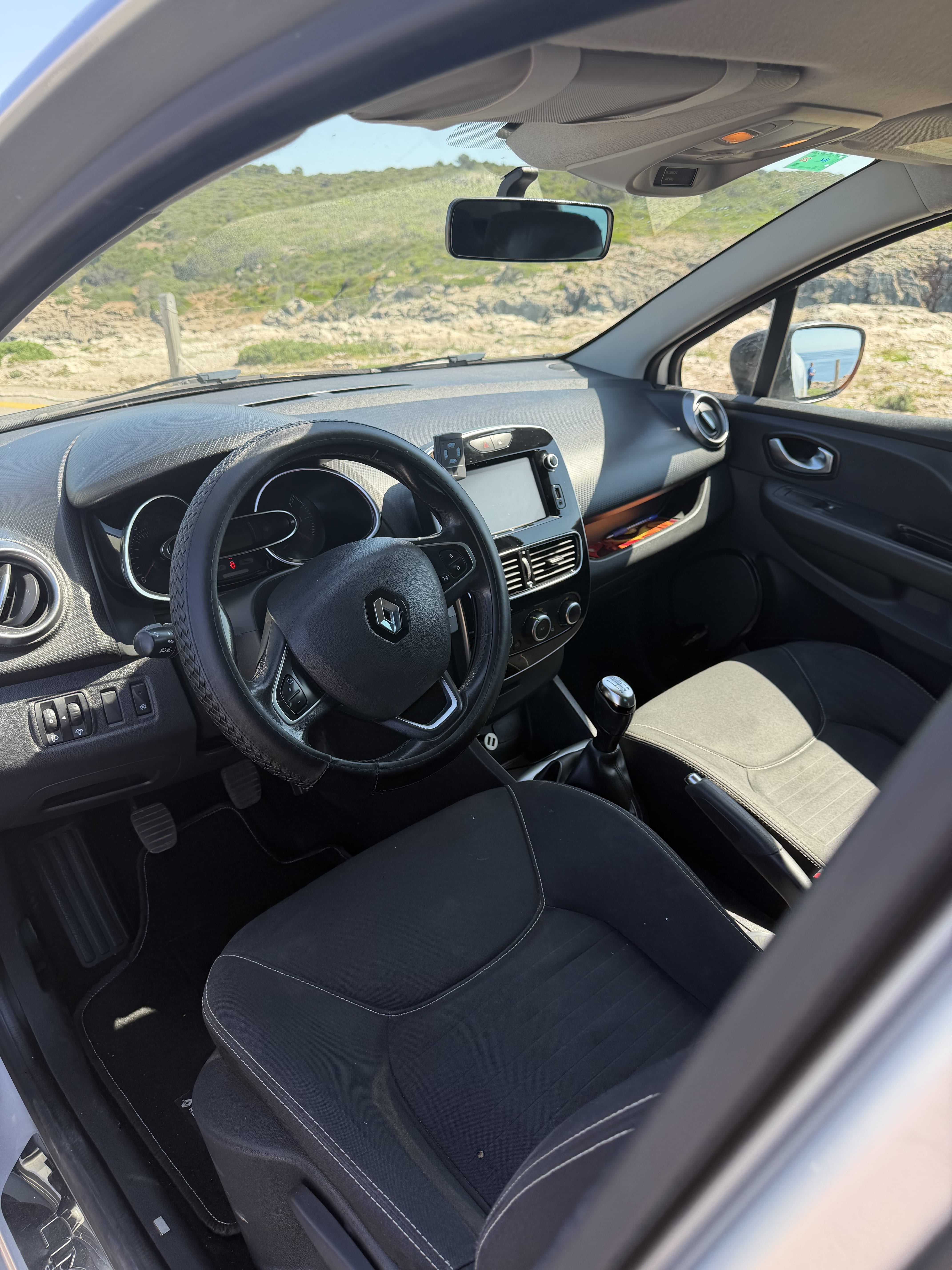 Renault Clio con Aire acondicionado