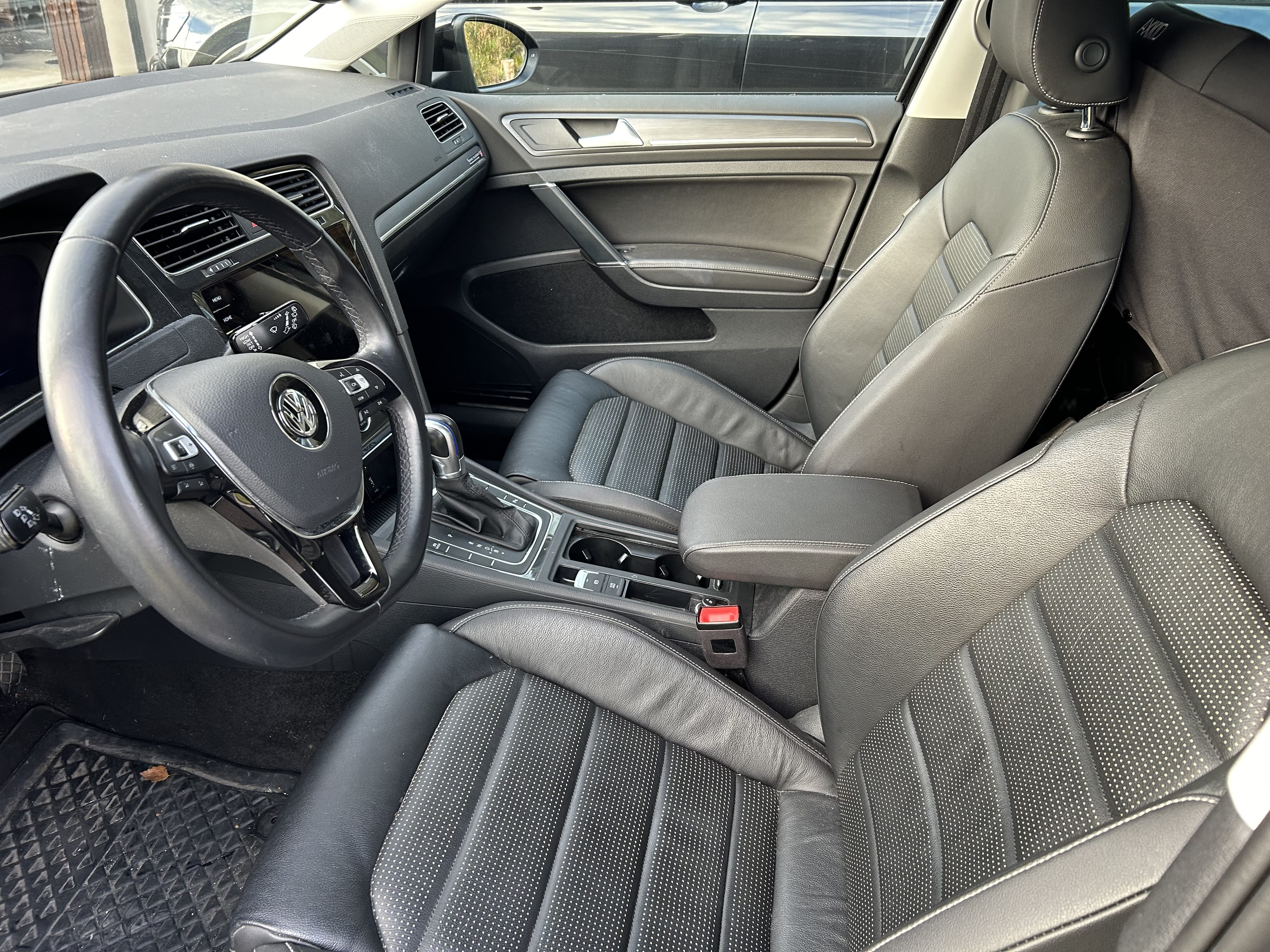 Volkswagen e-Golf med Cruisekontroll