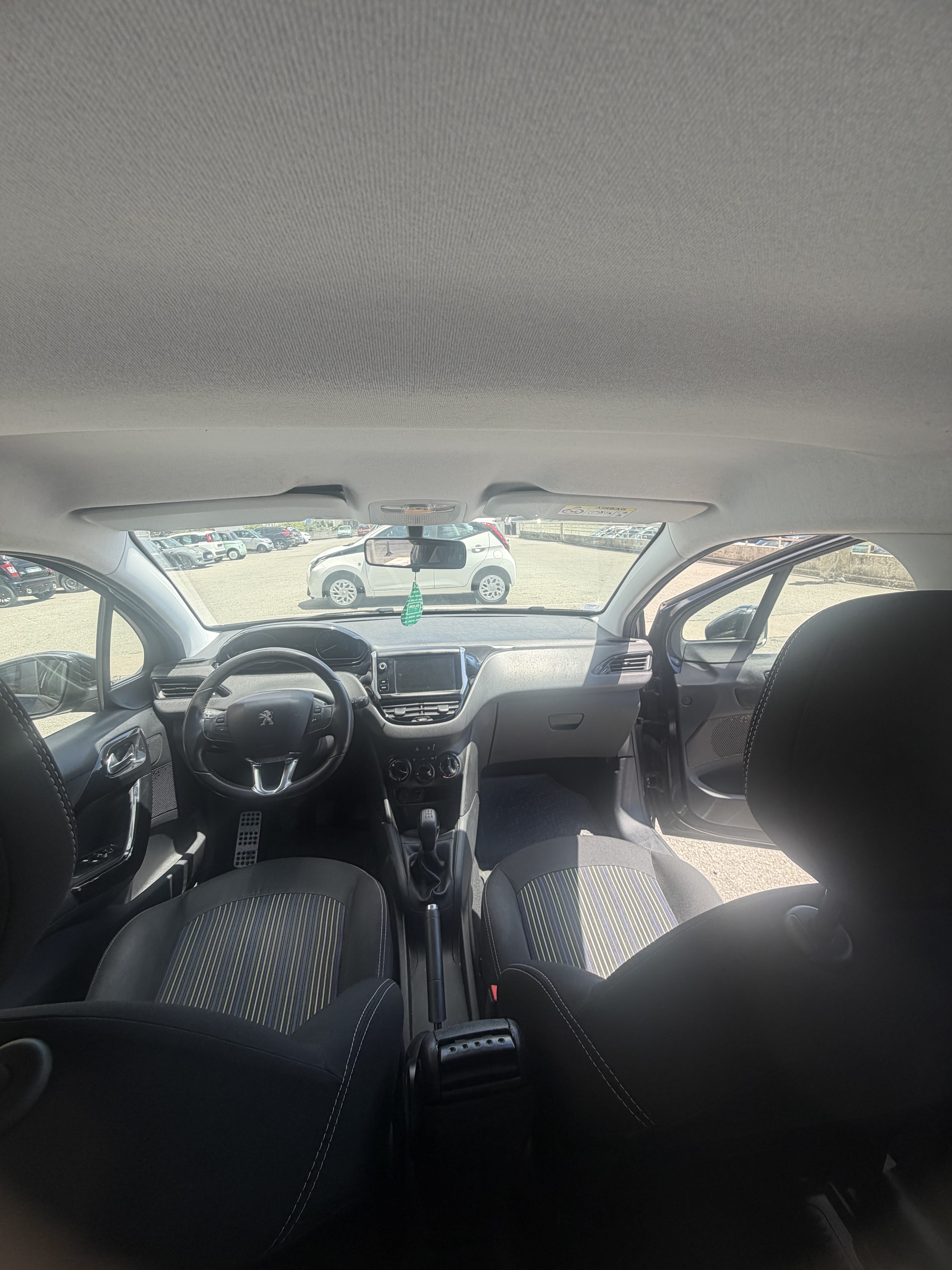 Peugeot 208 avec Régulateur de vitesse