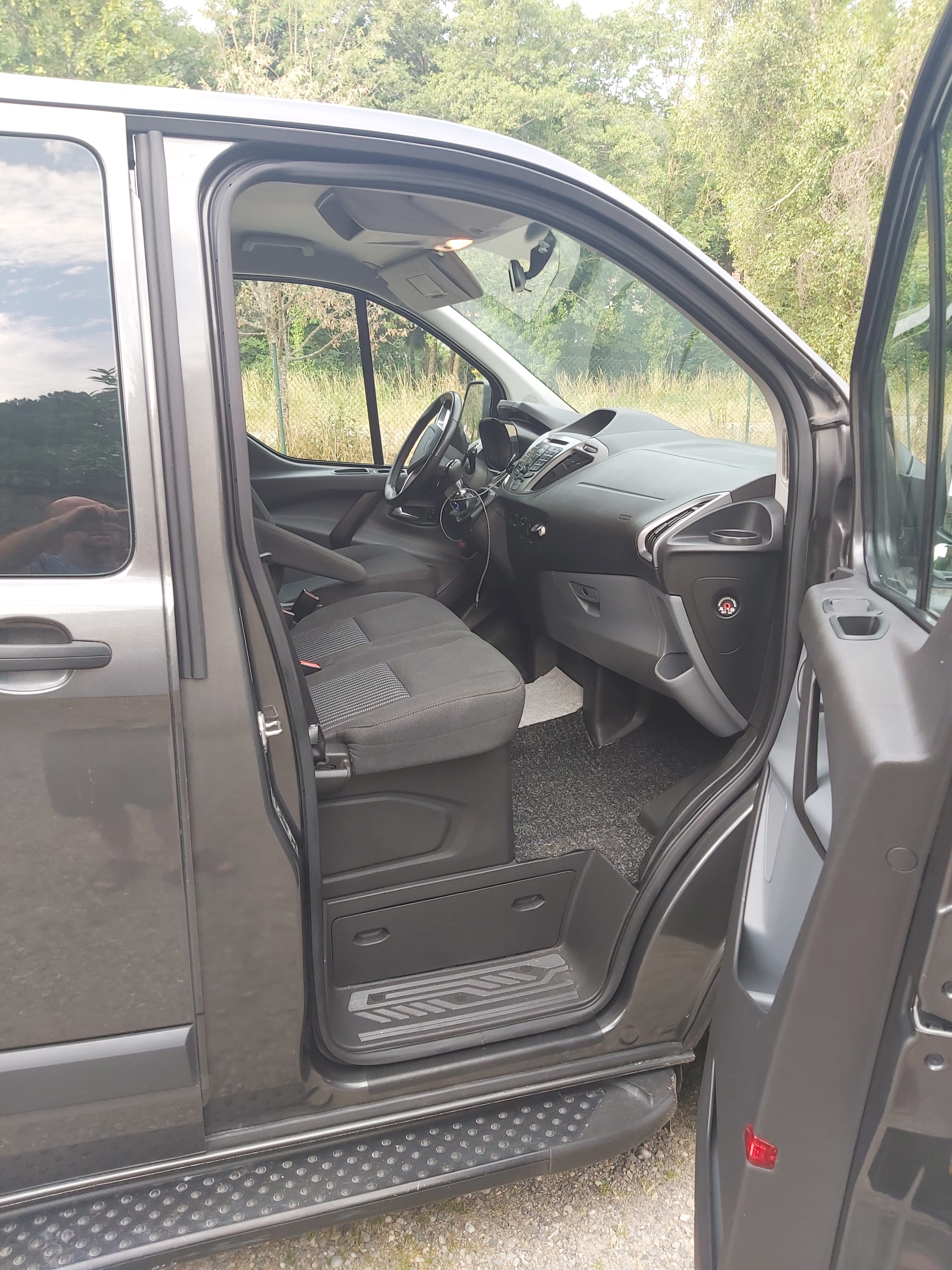 Ford Transit Custom Kombi 2.0 tdci avec Audio Bluetooth