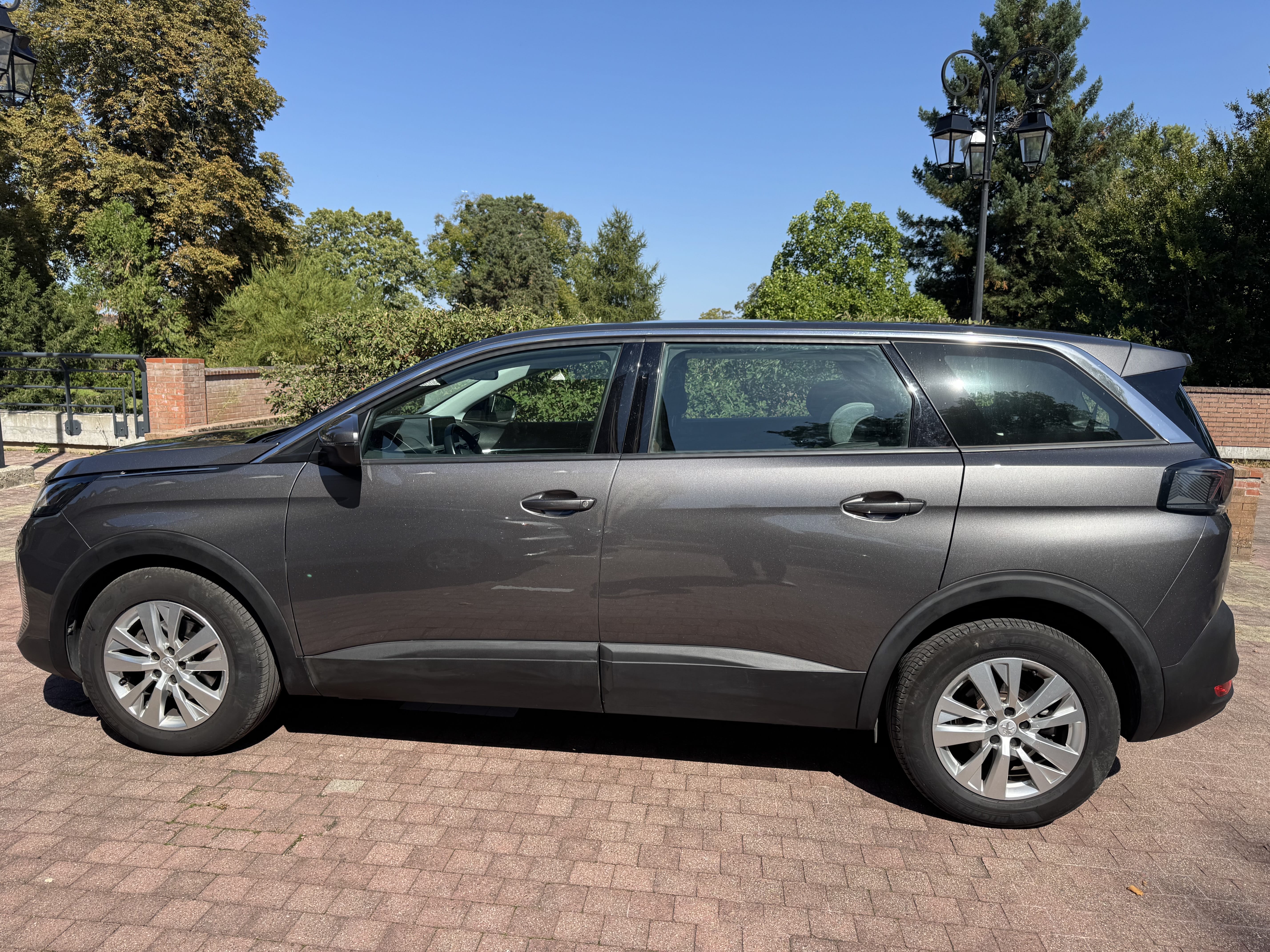 Peugeot 5008 avec Climatisation