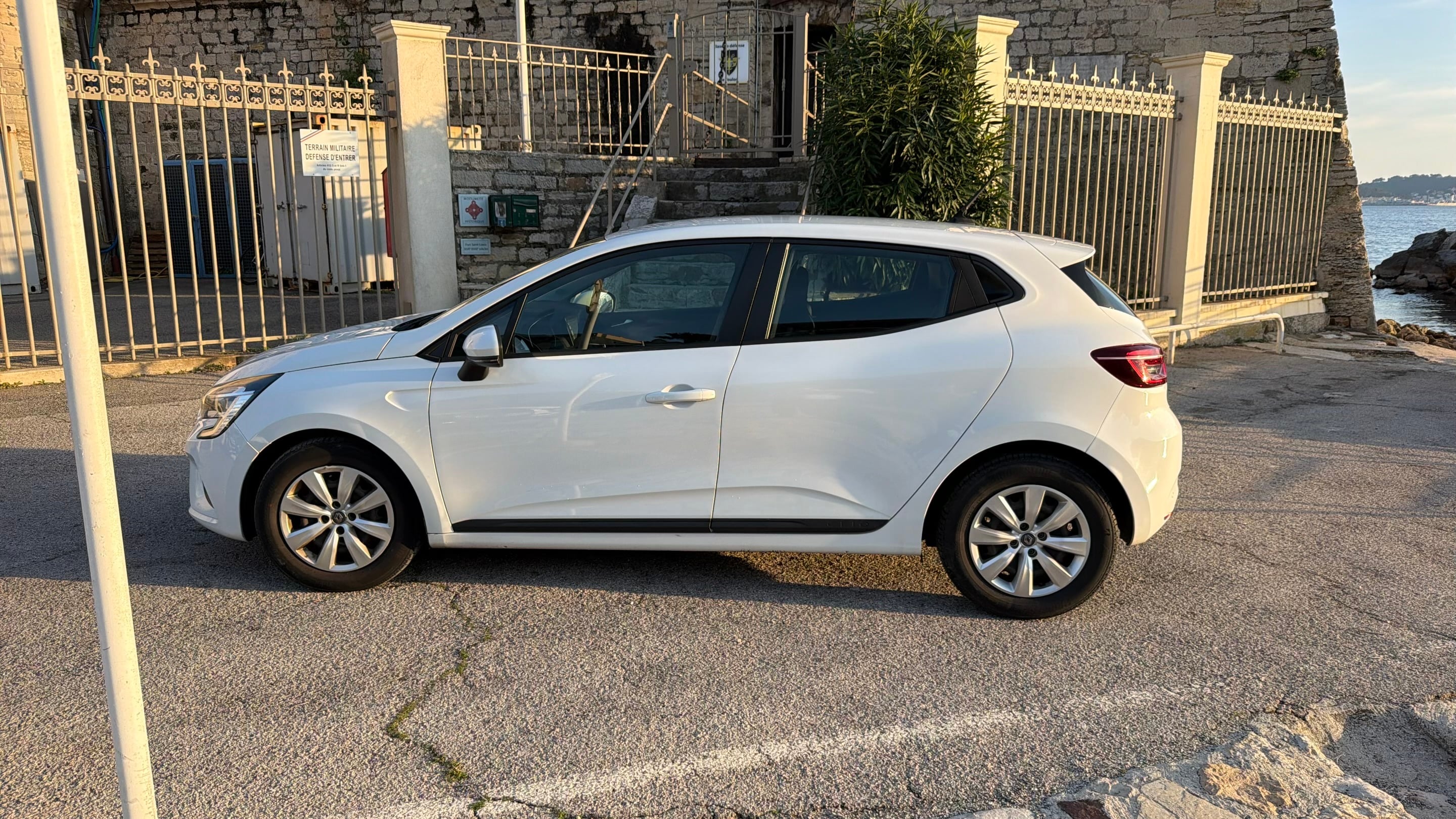 Renault Clio avec Climatisation